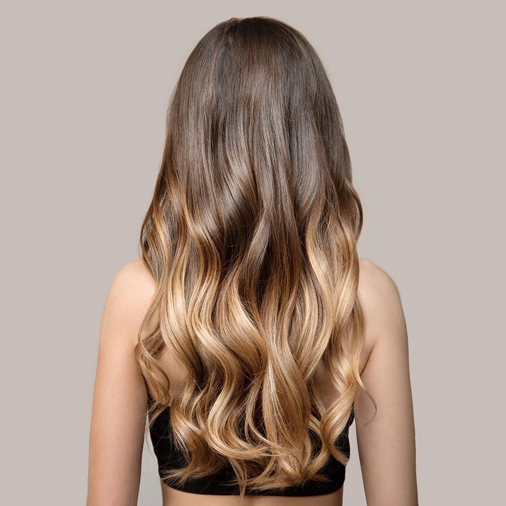 Balayage met natuurlijke lichte accenten