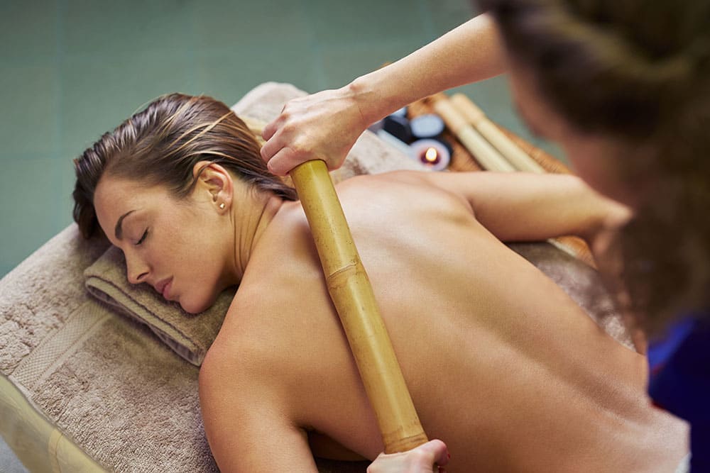 Massage bambou