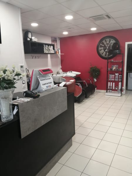 Le Salon De Coiffure Feeling Beauty à évry