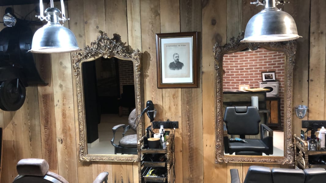 Salon De Coiffure Barber Avenue A Persan 95