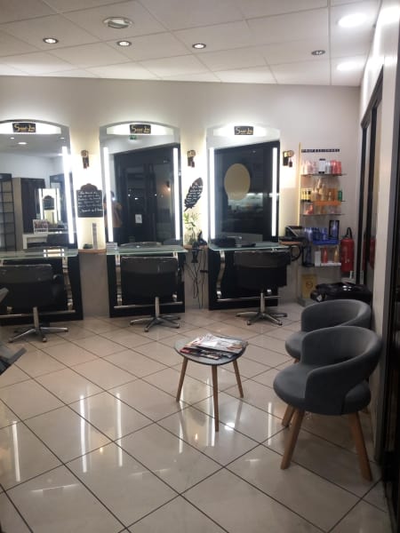 Salon de coiffure à Thuir