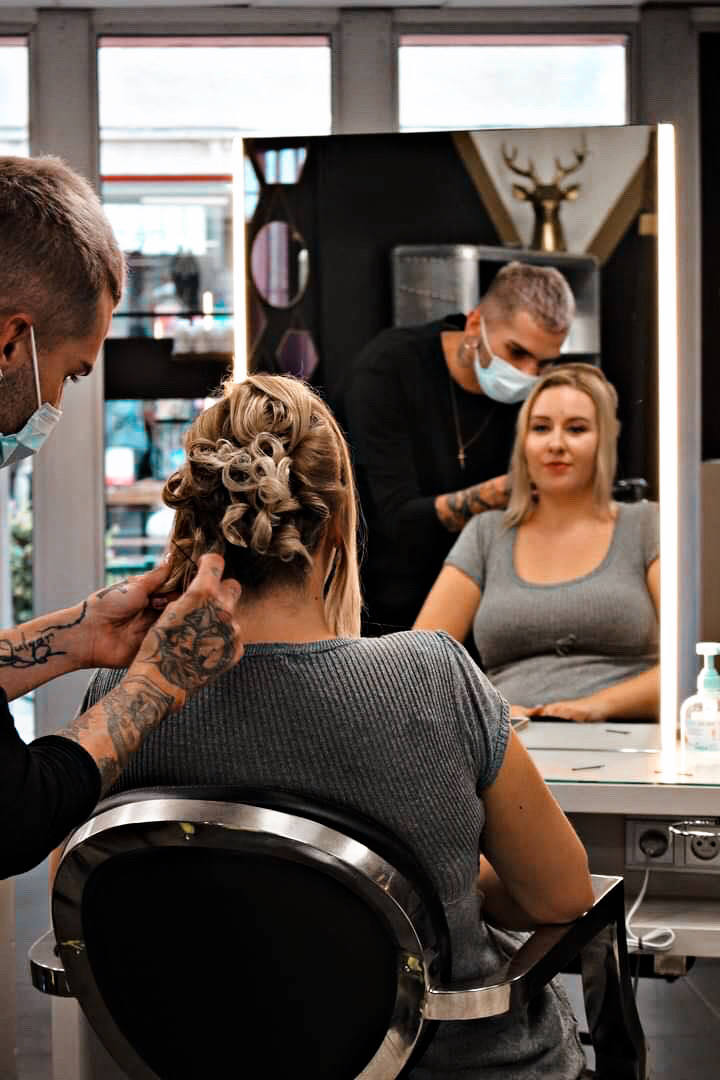 coiffeur mixte à Saint-Georges-d'Espéranche