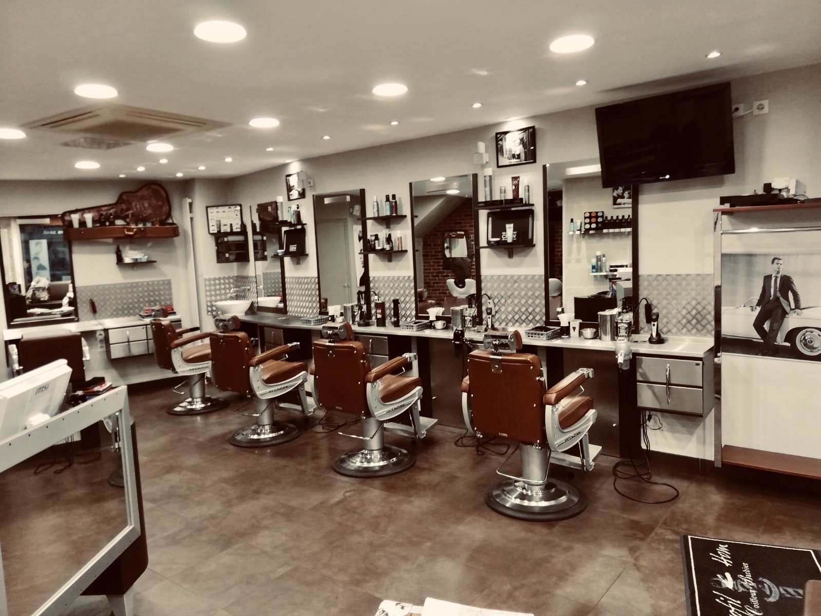 Salon De Coiffure Et Barbier Profil Hom A Saumur 49400