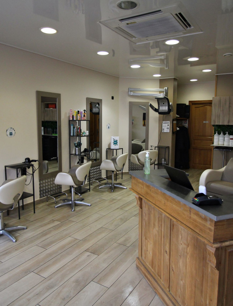 Les Ciseaux D Aure Coiffeur A Chauny 02300