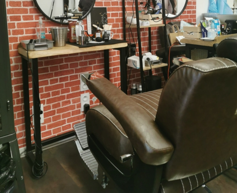 Le Salon De Coiffure Mixte Le Carre Moustache A Libourne 33500