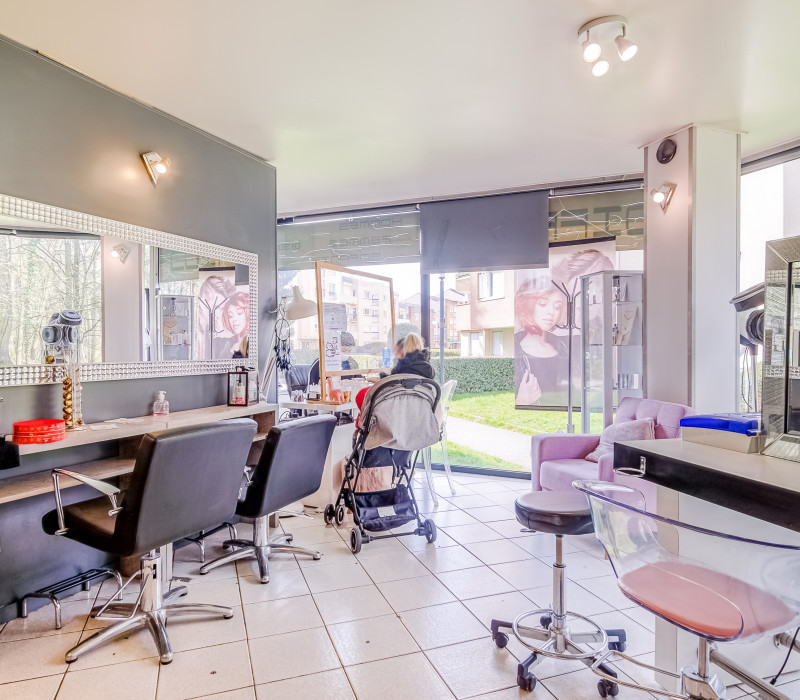 Beauty Salon à Maurepas