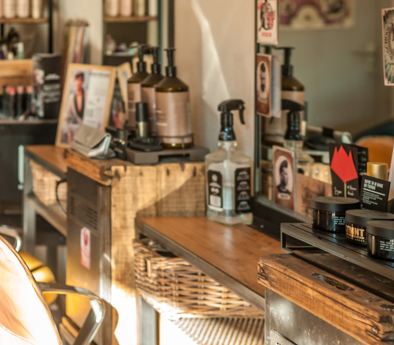 Salon de coiffure à Saint-Genis-les-Ollières