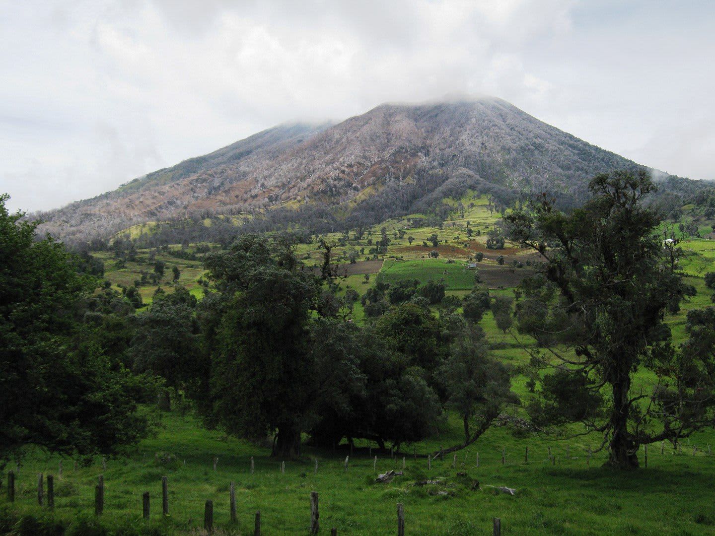 turrialba volcan