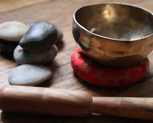 terapia de sonido con cuencos tibetanos