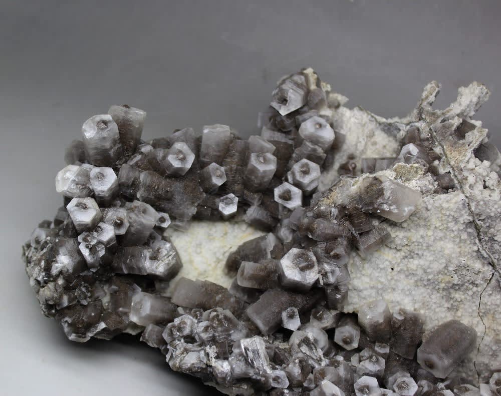 Gemas naturales de calcita de columna, 1726g, espécimen mineral, cristales curativos, piedras preciosas de cuarzo, envío gratis Gemas naturales de calcita de columna, 1726g, espécimen mineral, cristales curativos, piedras preciosas de cuarzo, envío gratis