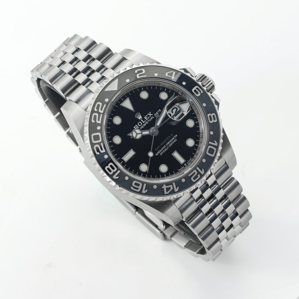 ゆーみん Rolex GMT-Master II Bruce Wayne on Jubilee 126710GRNR – MVP