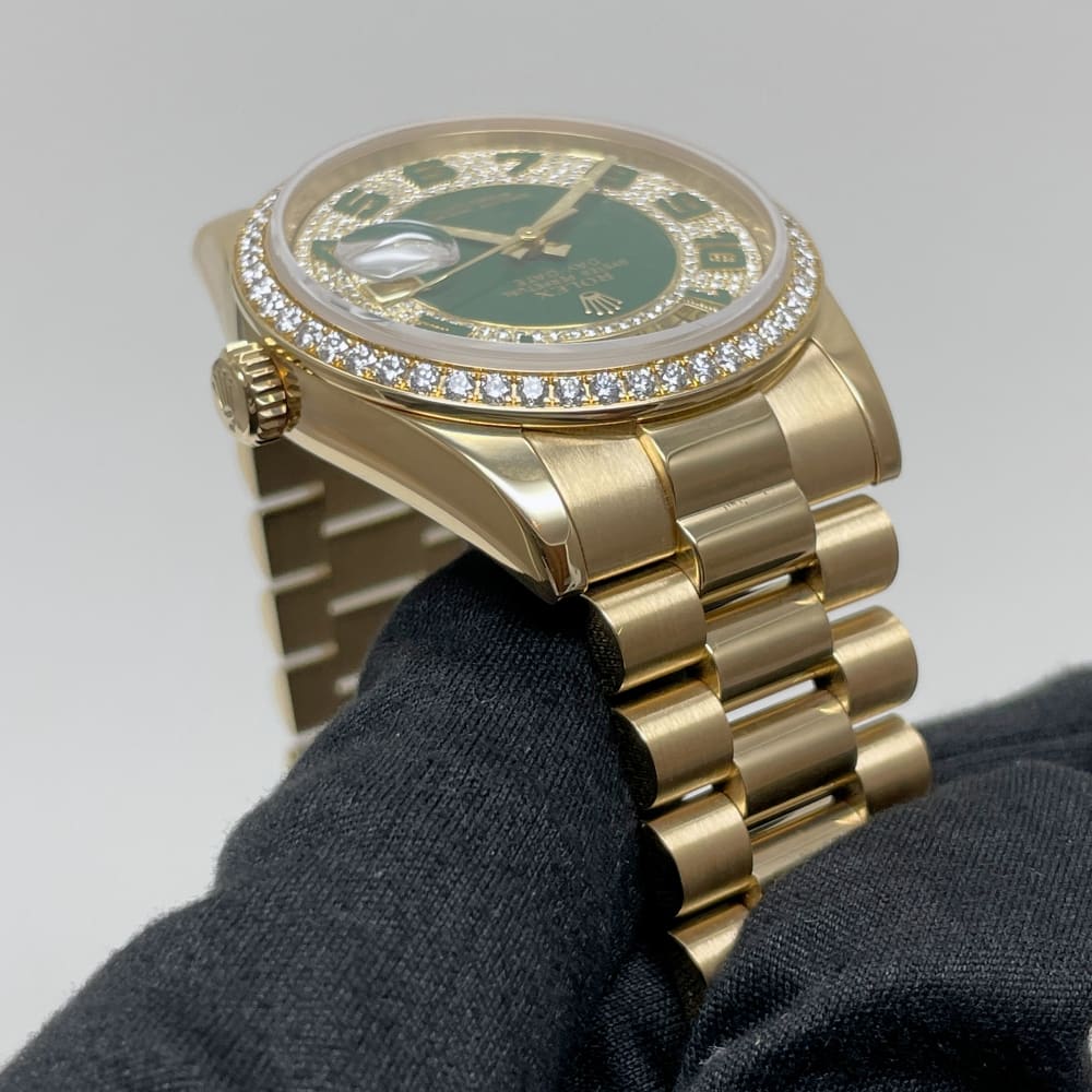 Rolex Day-Date Yellow Gold Diamond Green Pave Dial 36mm 118348