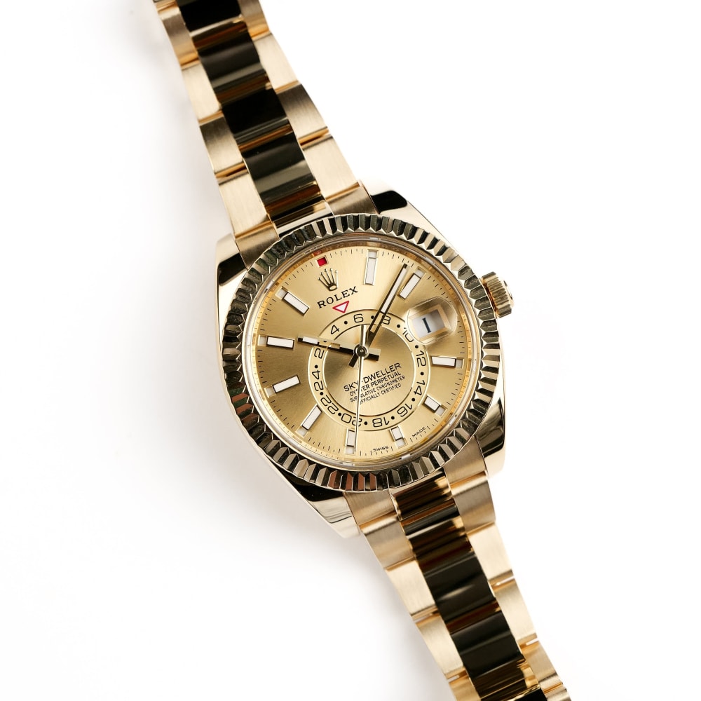 8日セール【GOODSQUISH】BADLANDS GOLD シュシュ ゴールド Rolex Sky-Dweller Yellow Gold Champagne Dial 42mm 326938-0003