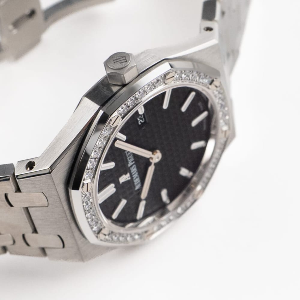 Audemars Piguet Royal Oak Steel Diamond Black Dial 33mm 67651ST.ZZ