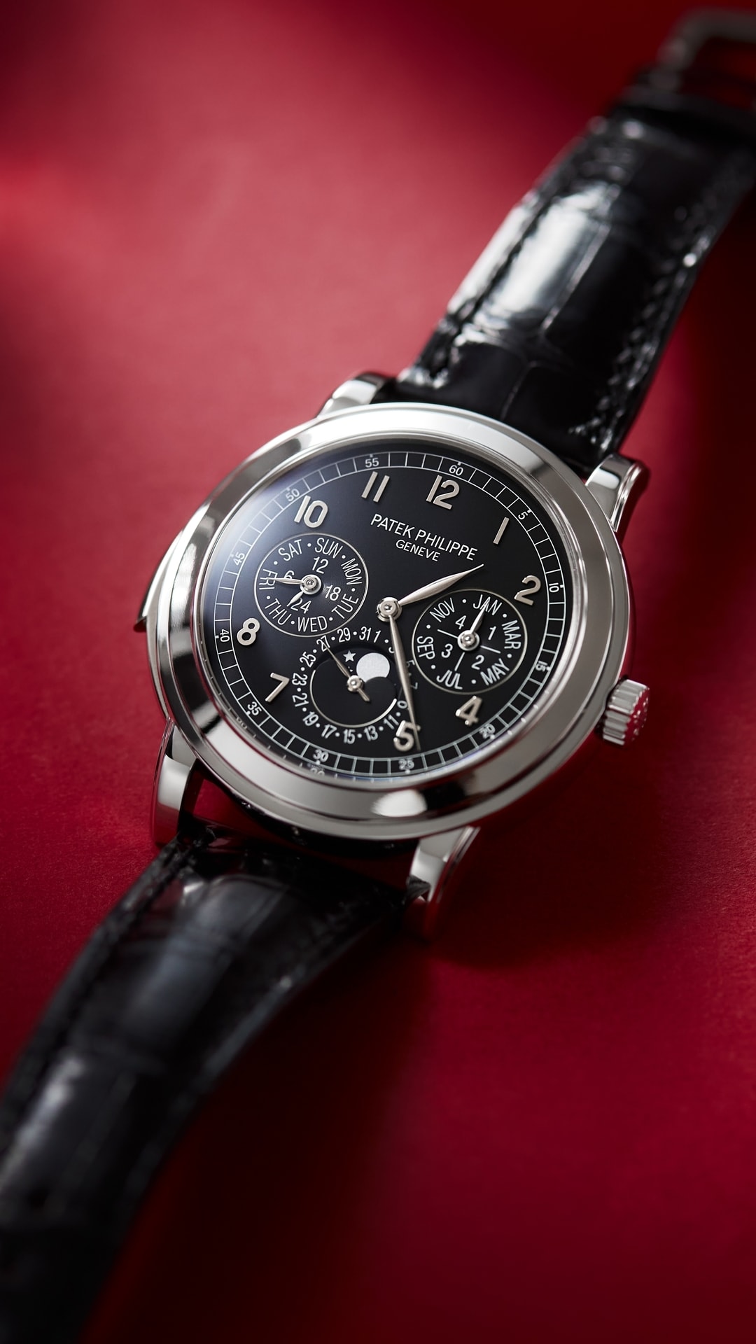 Illustration of Shop thousands of watches, authenticated in-house.