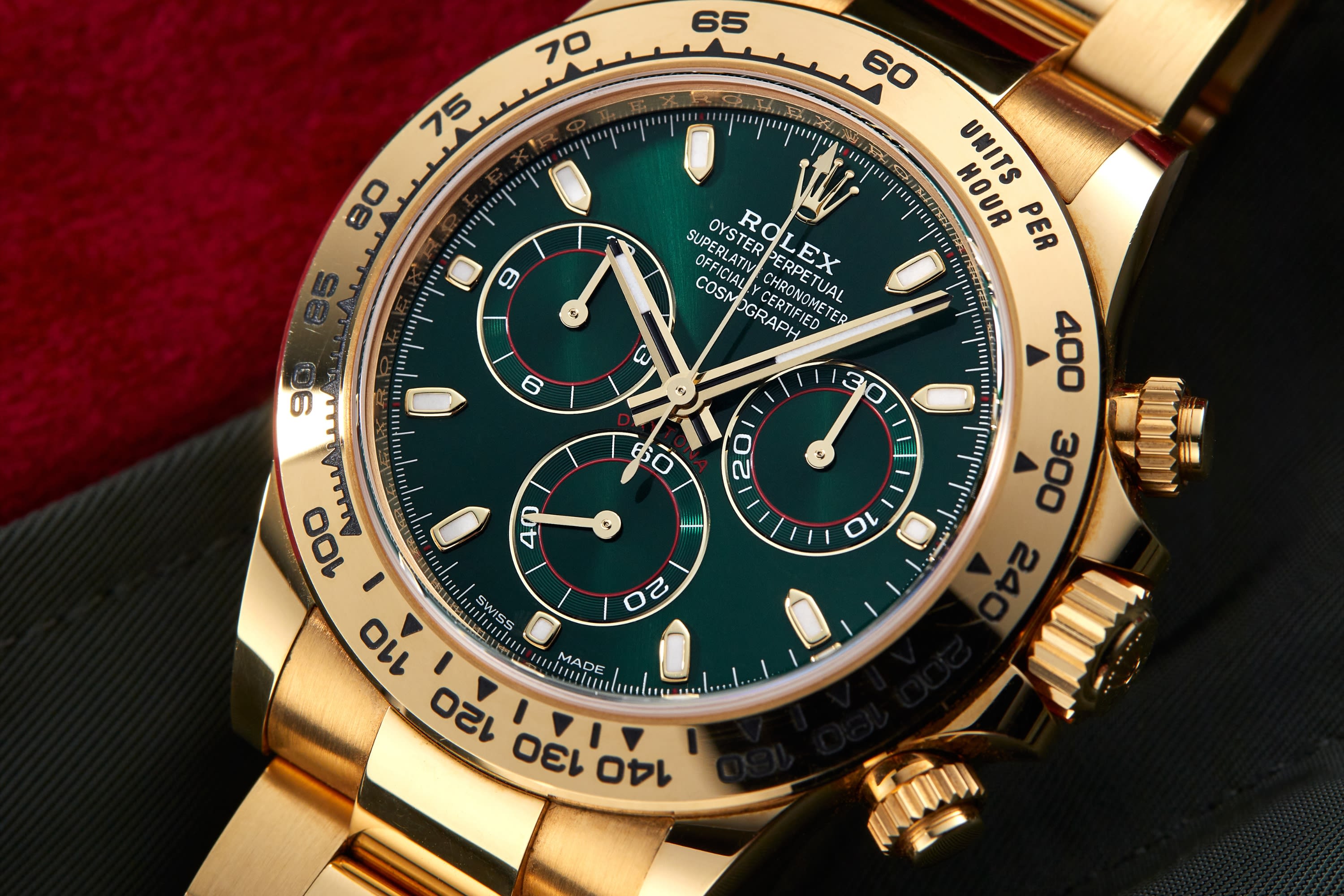 WristCheck’s Favorite Alternatives To The Omega Speedmaster 