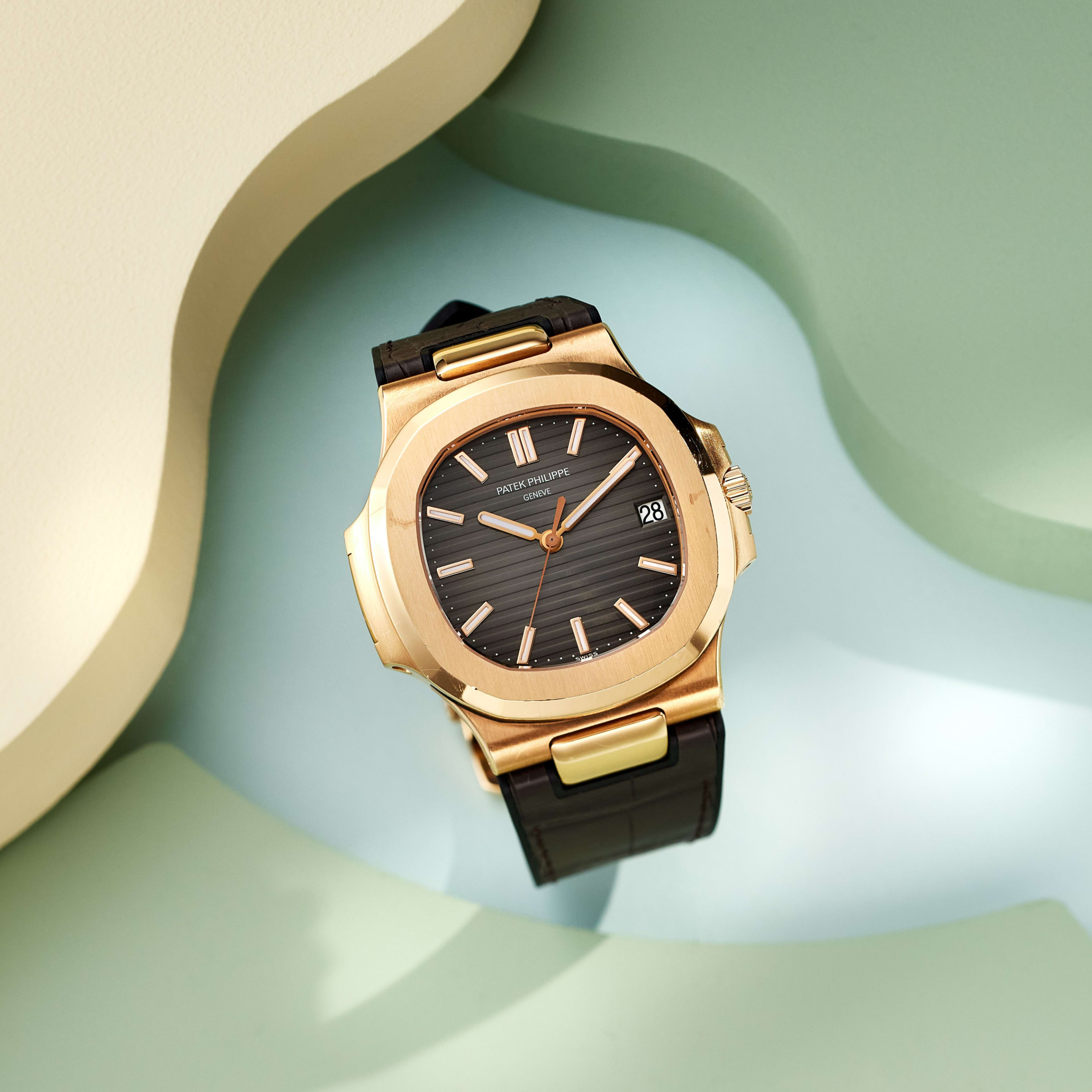 Nautilus Rose Gold Grey Dial 40mm Product Image