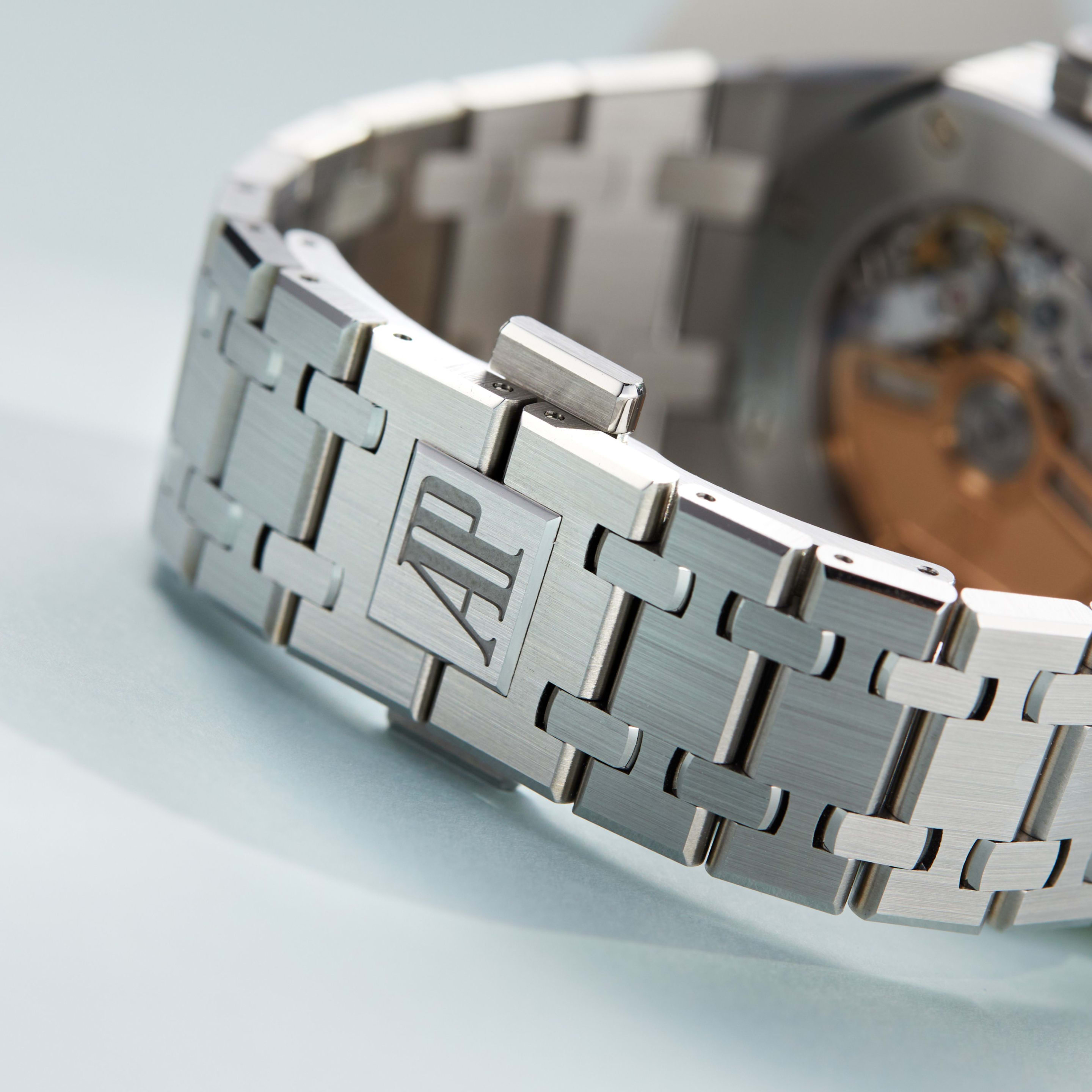 Royal Oak Selfwinding Steel Diamond Ice Blue Dial 34mm Product Image