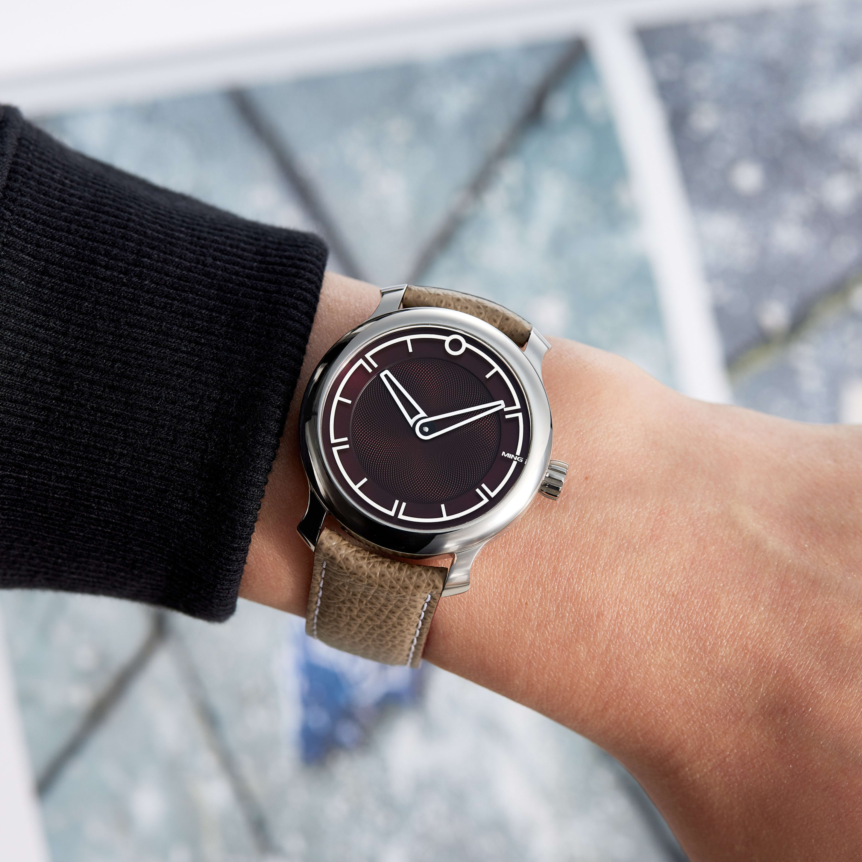17.09 Steel Burgundy Dial 38mm Product Image