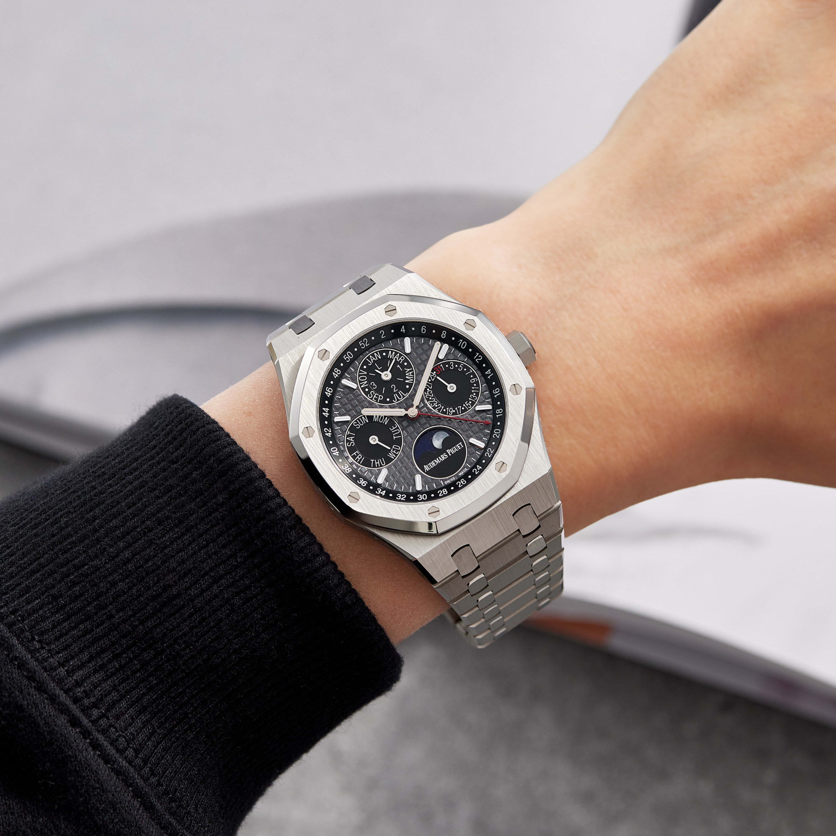 Royal Oak Perpetual Calendar "China Limited Edition" 41mm Product Image