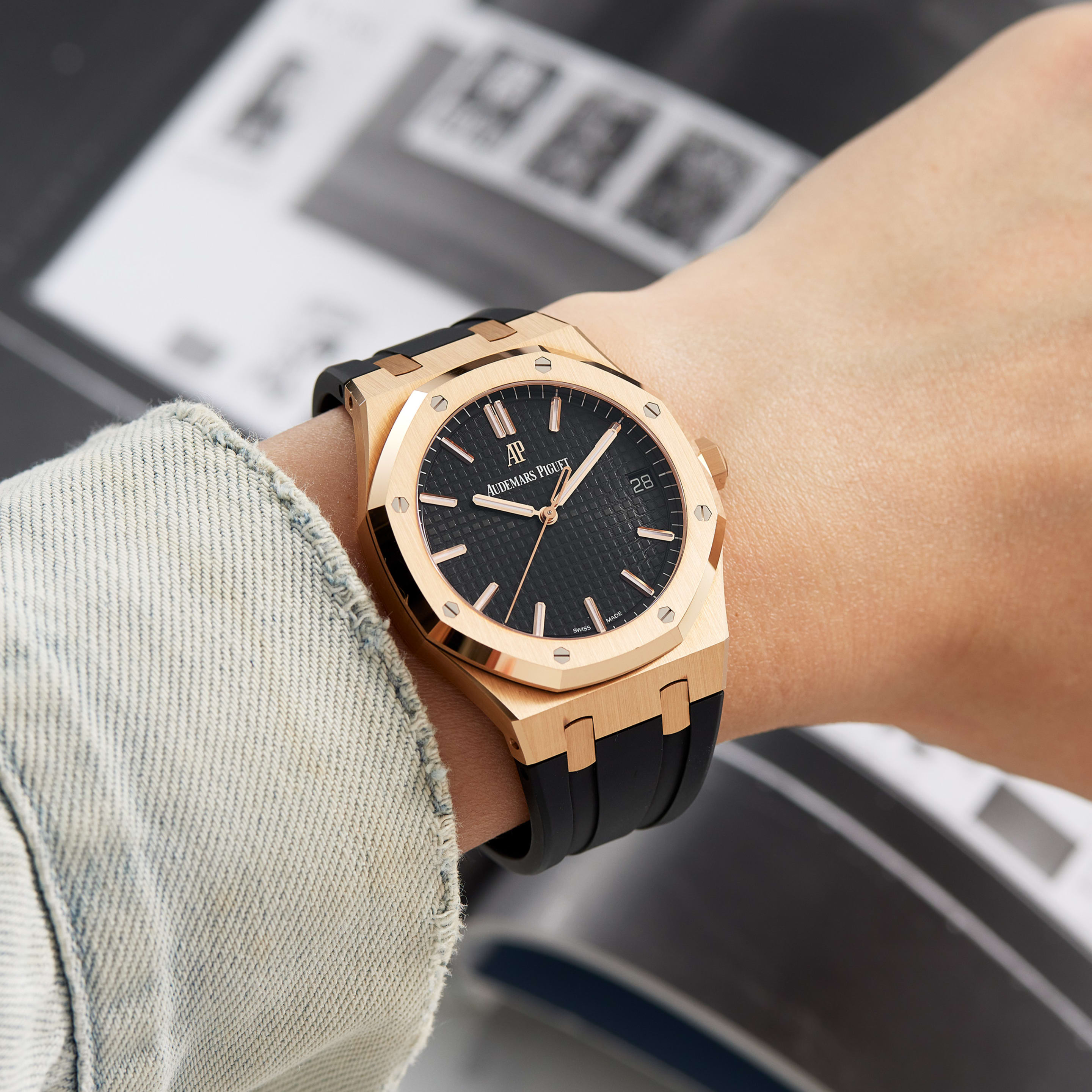 AP Royal Oak 15500 Black Dial Rose Gold