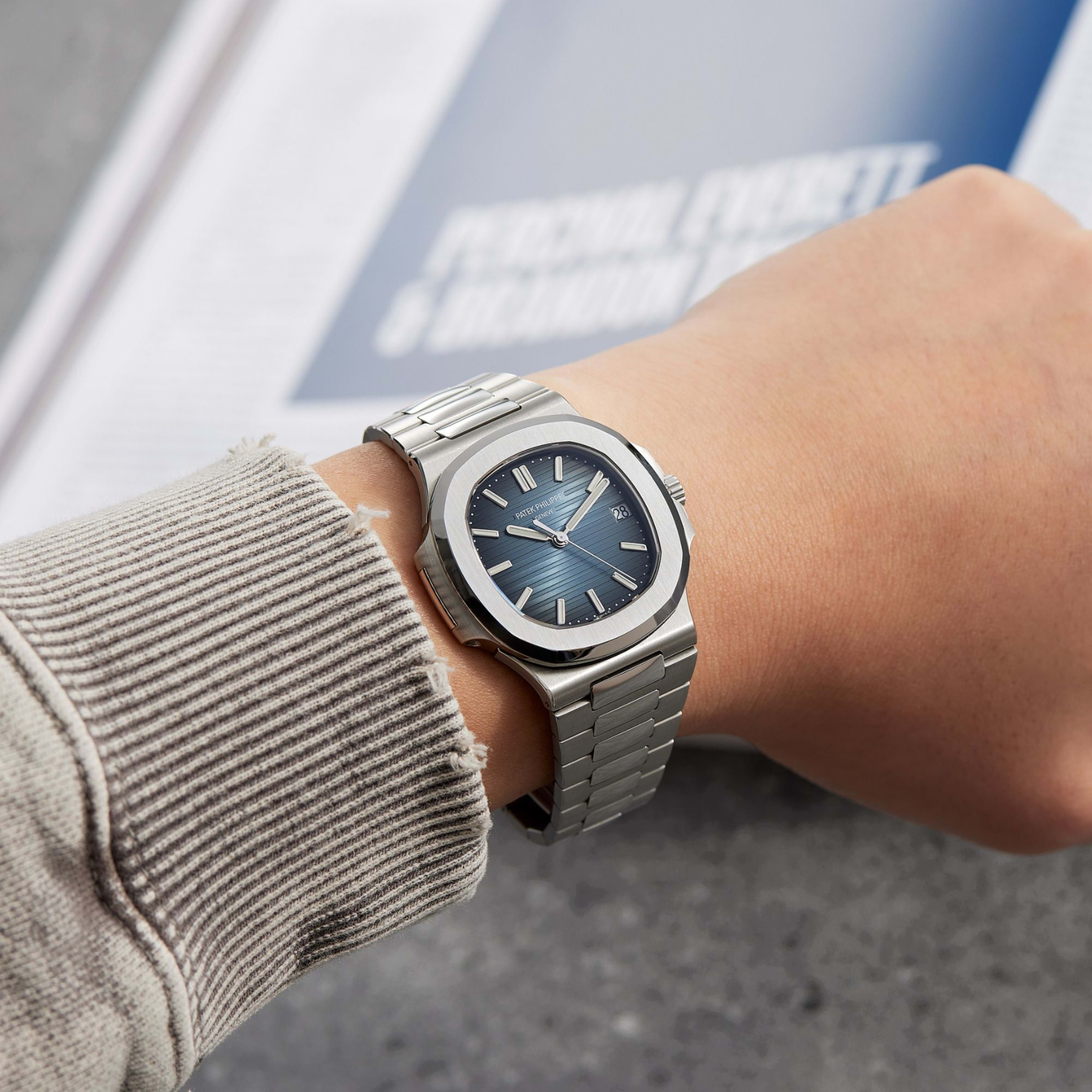 Nautilus Steel Blue Dial 40mm Product Image