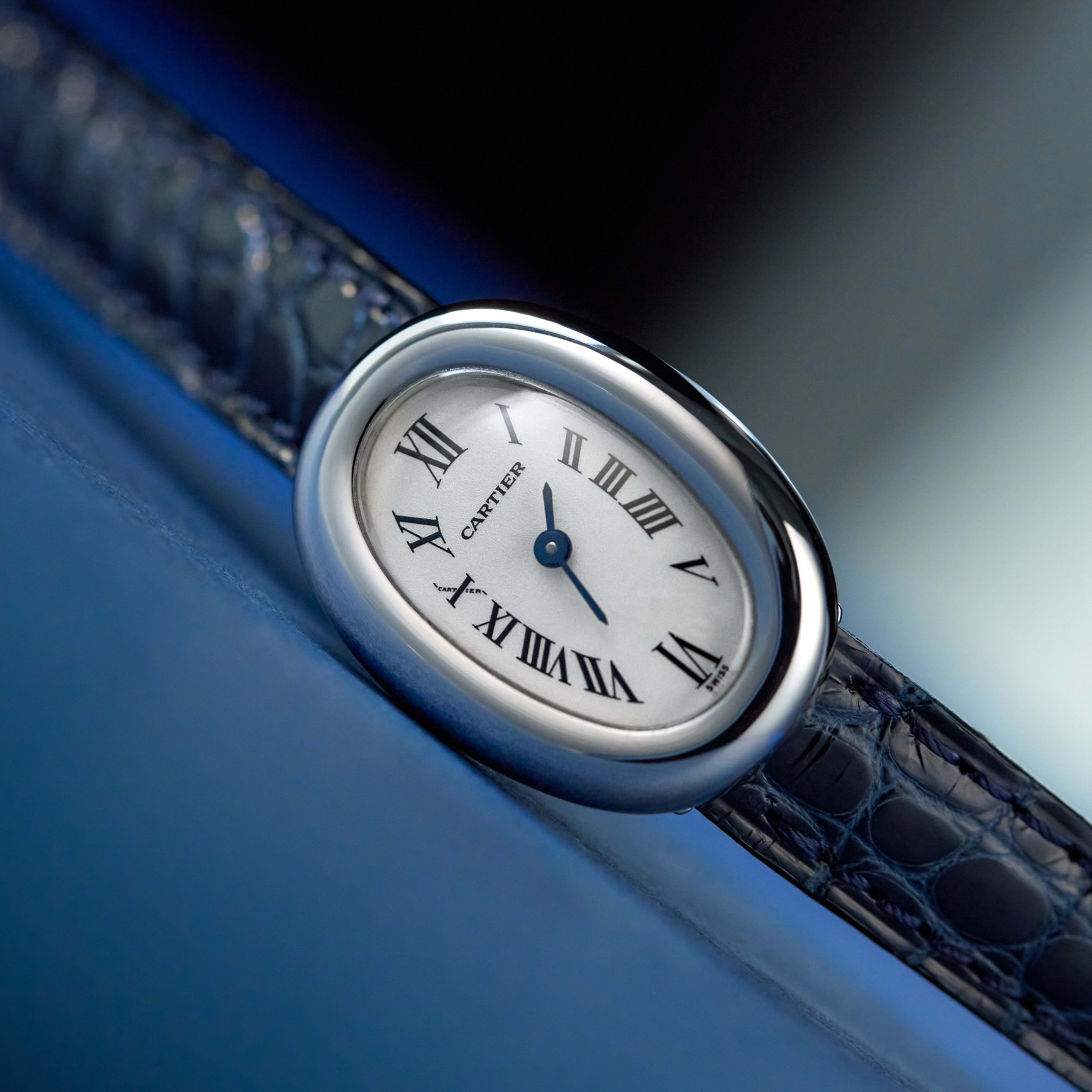Vintage Baignoire de Cartier White Gold Silver Dial 17mm Product Image