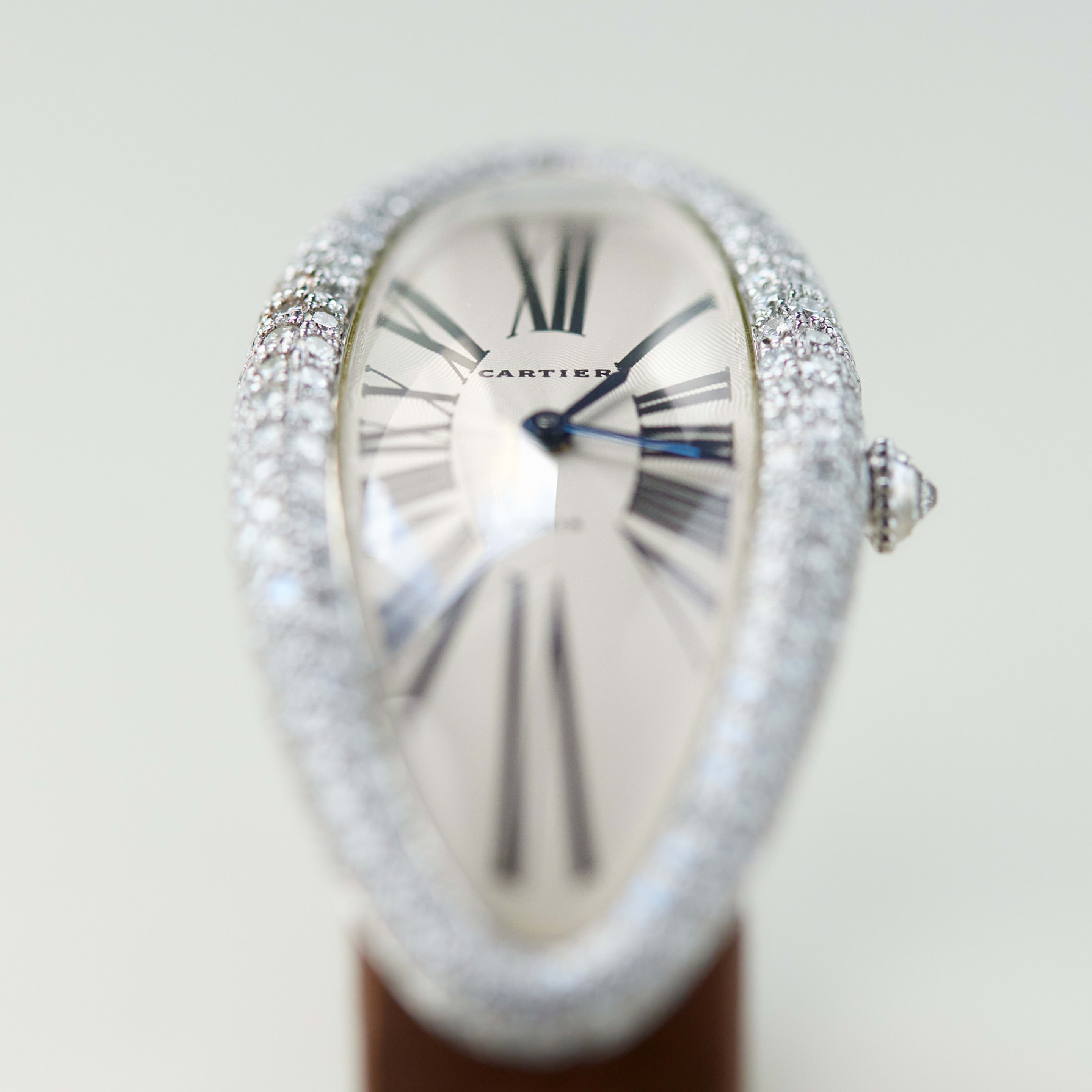Vintage Baignoire Allongée White Gold Diamond Silver Dial 24mm Product Image