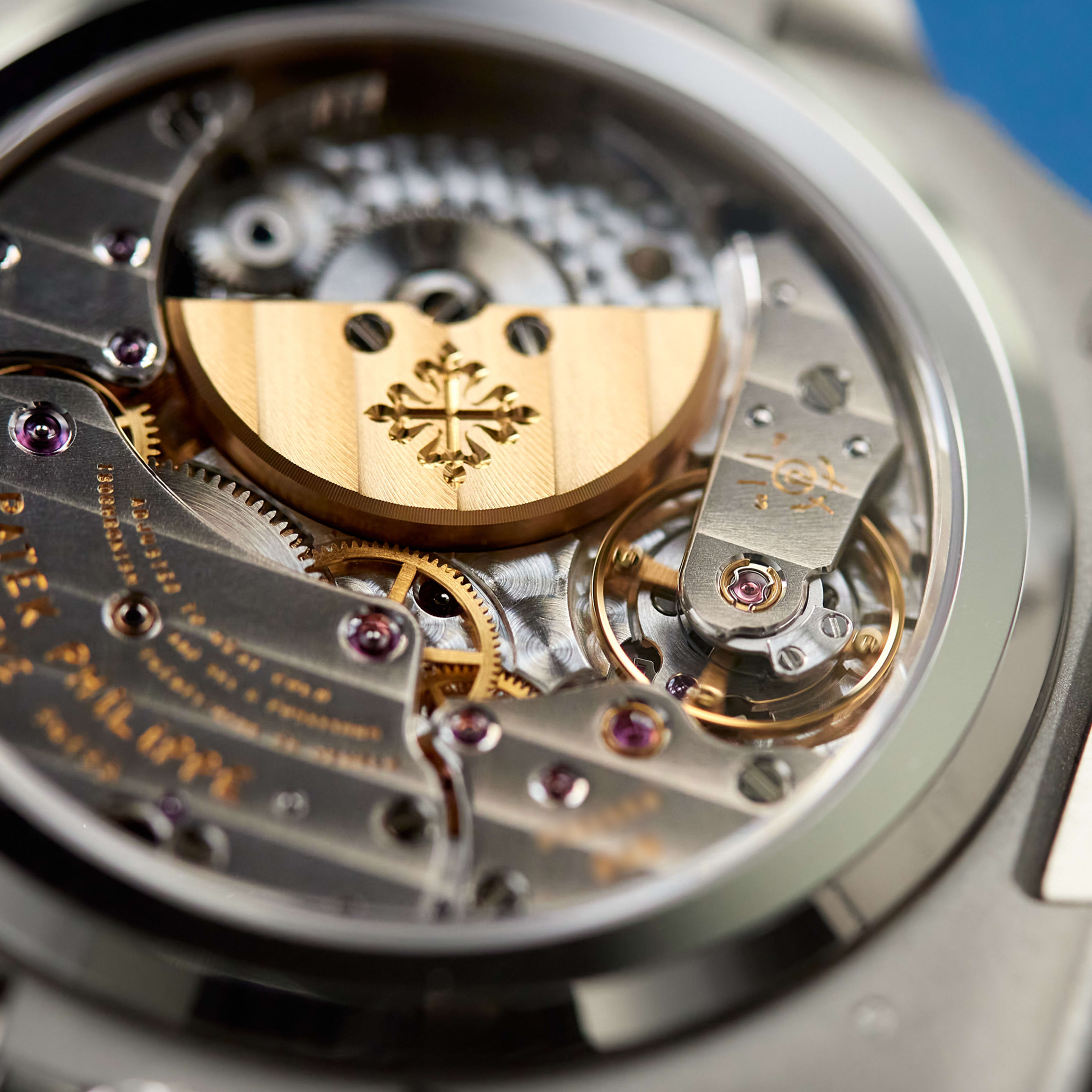 Nautilus Moonphase White Gold Grey Dial 40mm Product Image
