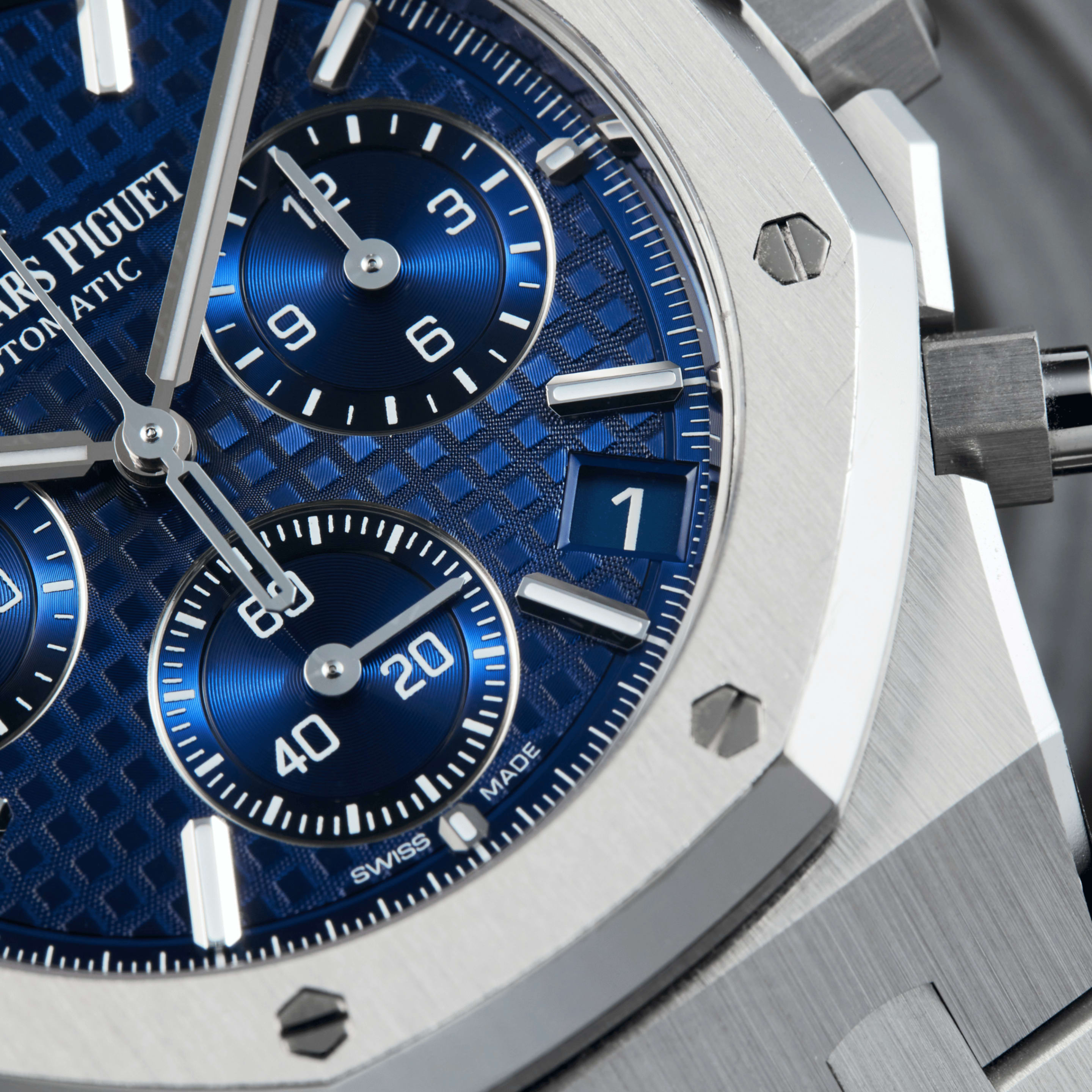 Royal Oak Chronograph White Gold Blue Dial 41mm Product Image