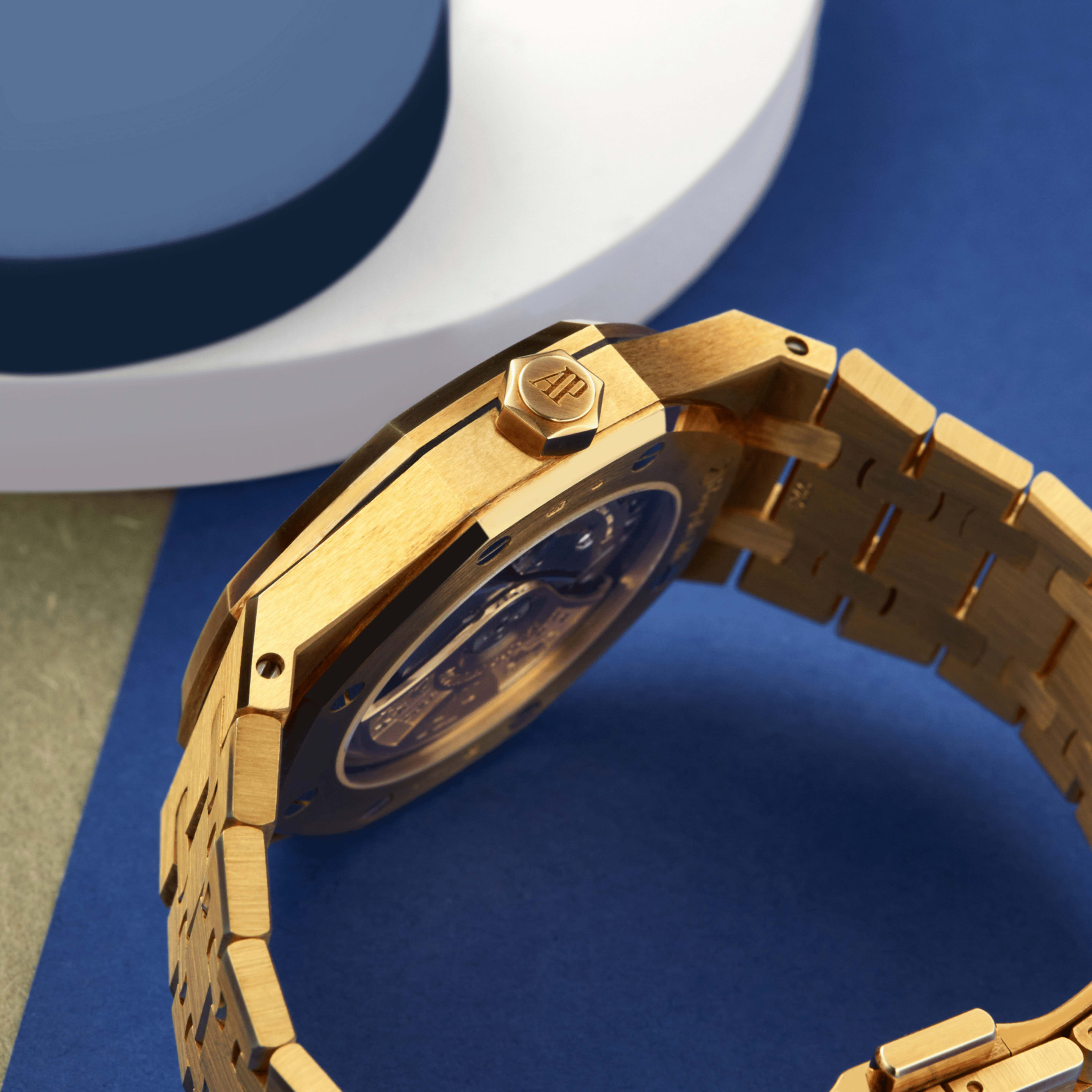 Royal Oak Selfwinding Yellow Gold Blue Dial 37mm Product Image