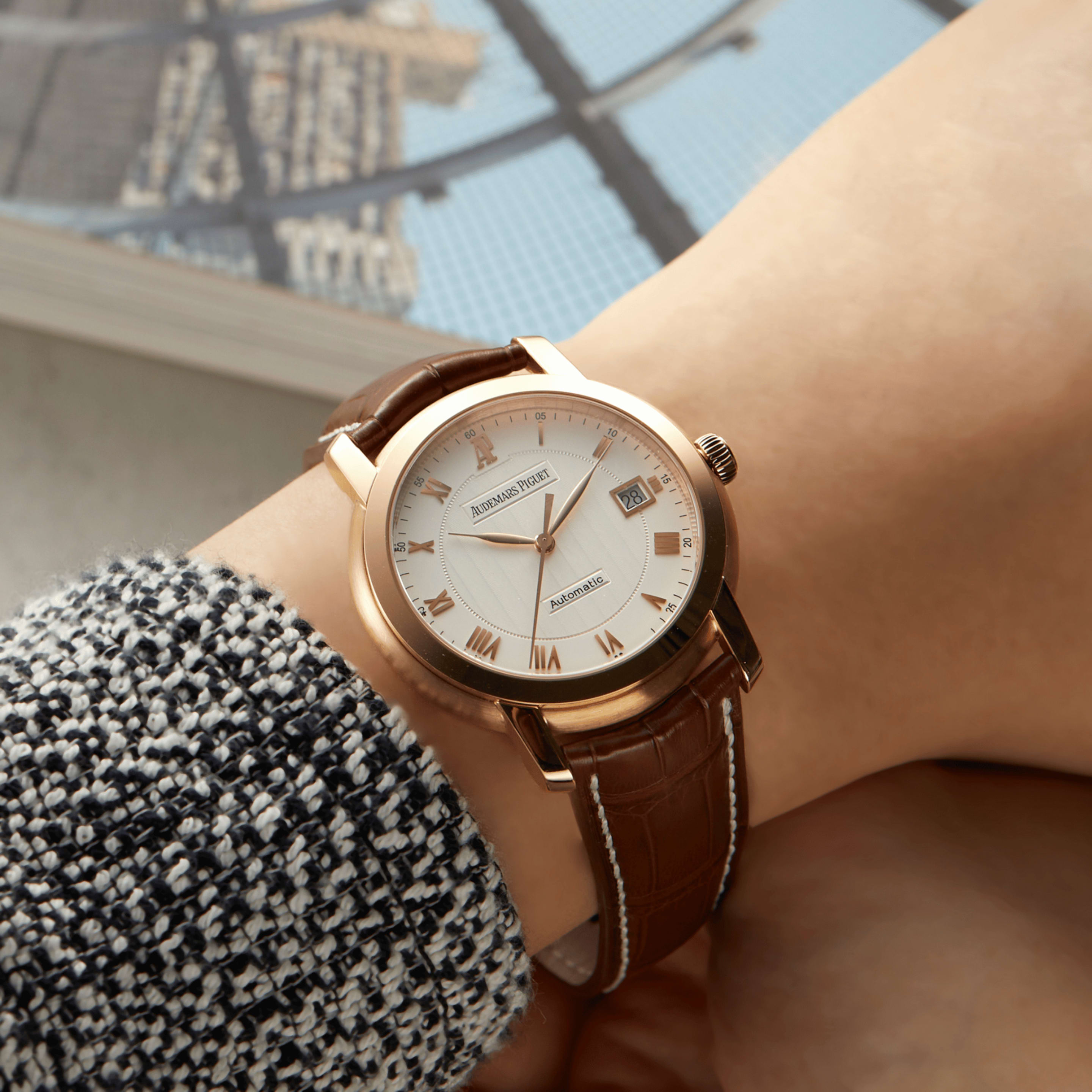 Jules Audemars Rose Gold Gold Silver Dial 39mm Product Image