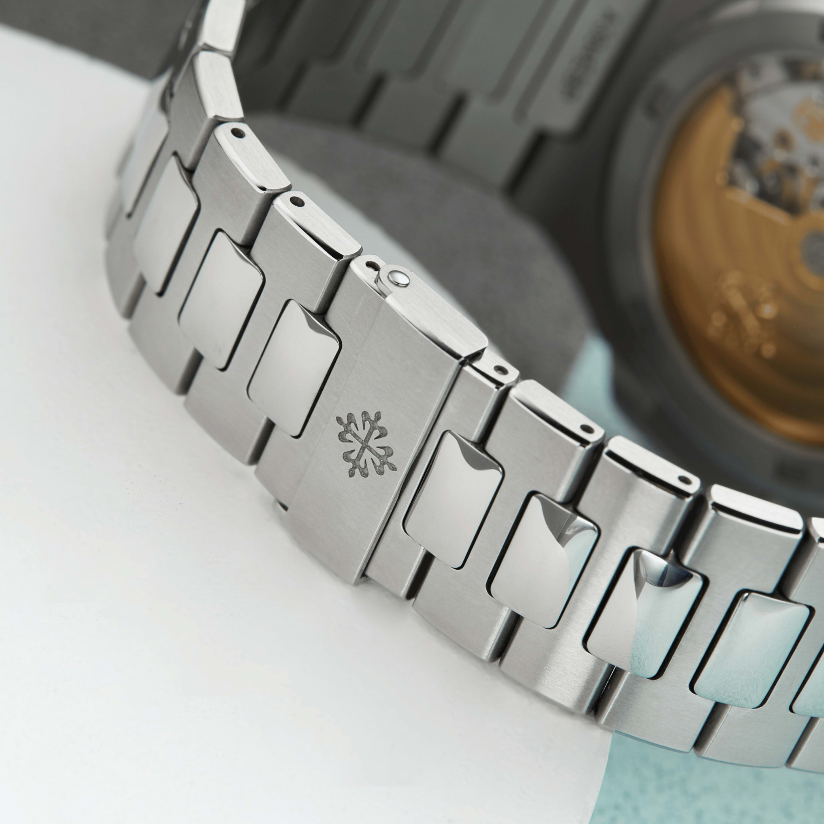 Nautilus "Tiffany & Co." Steel White Dial 40mm Product Image