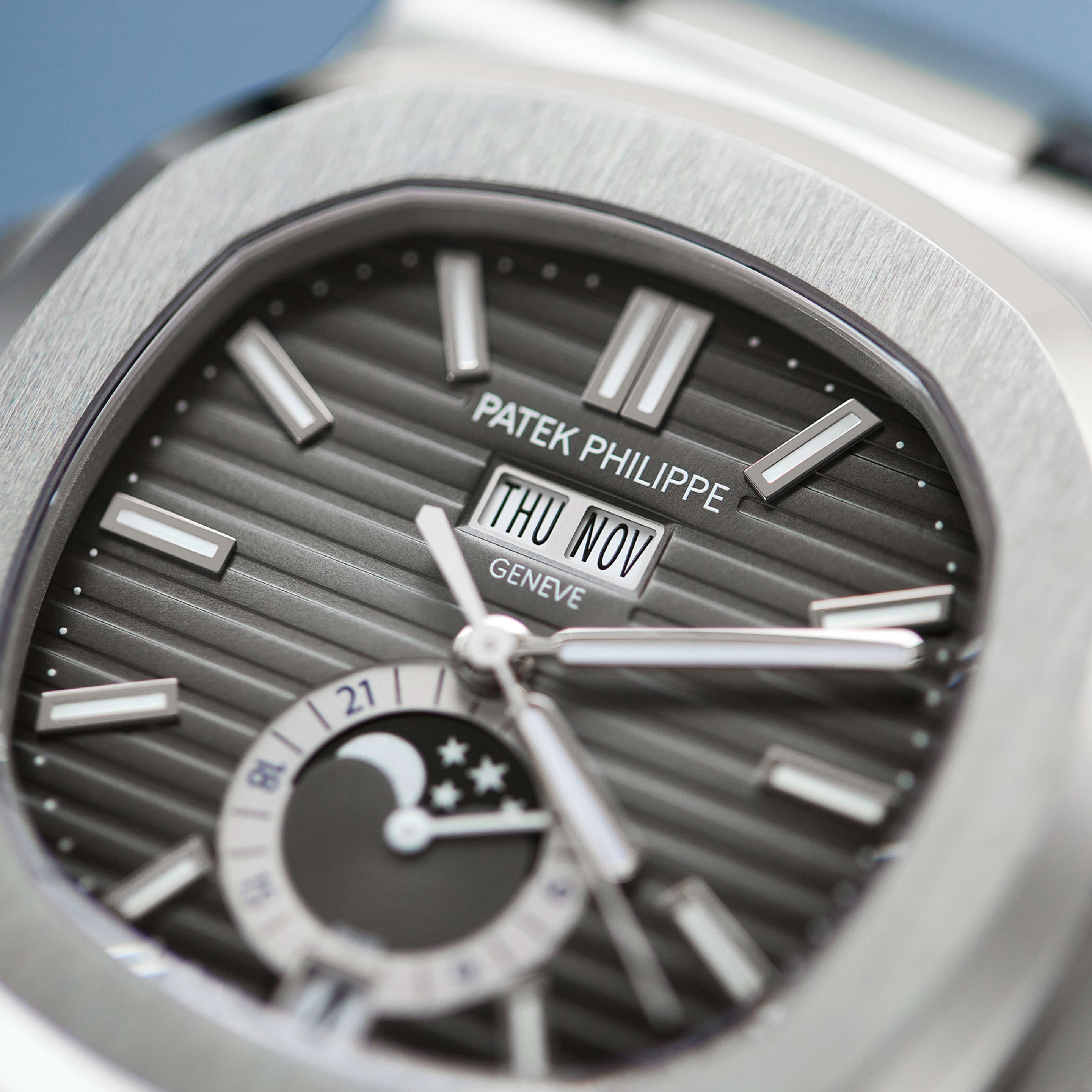 Nautilus Annual Calendar Steel Black Dial 40mm Product Image