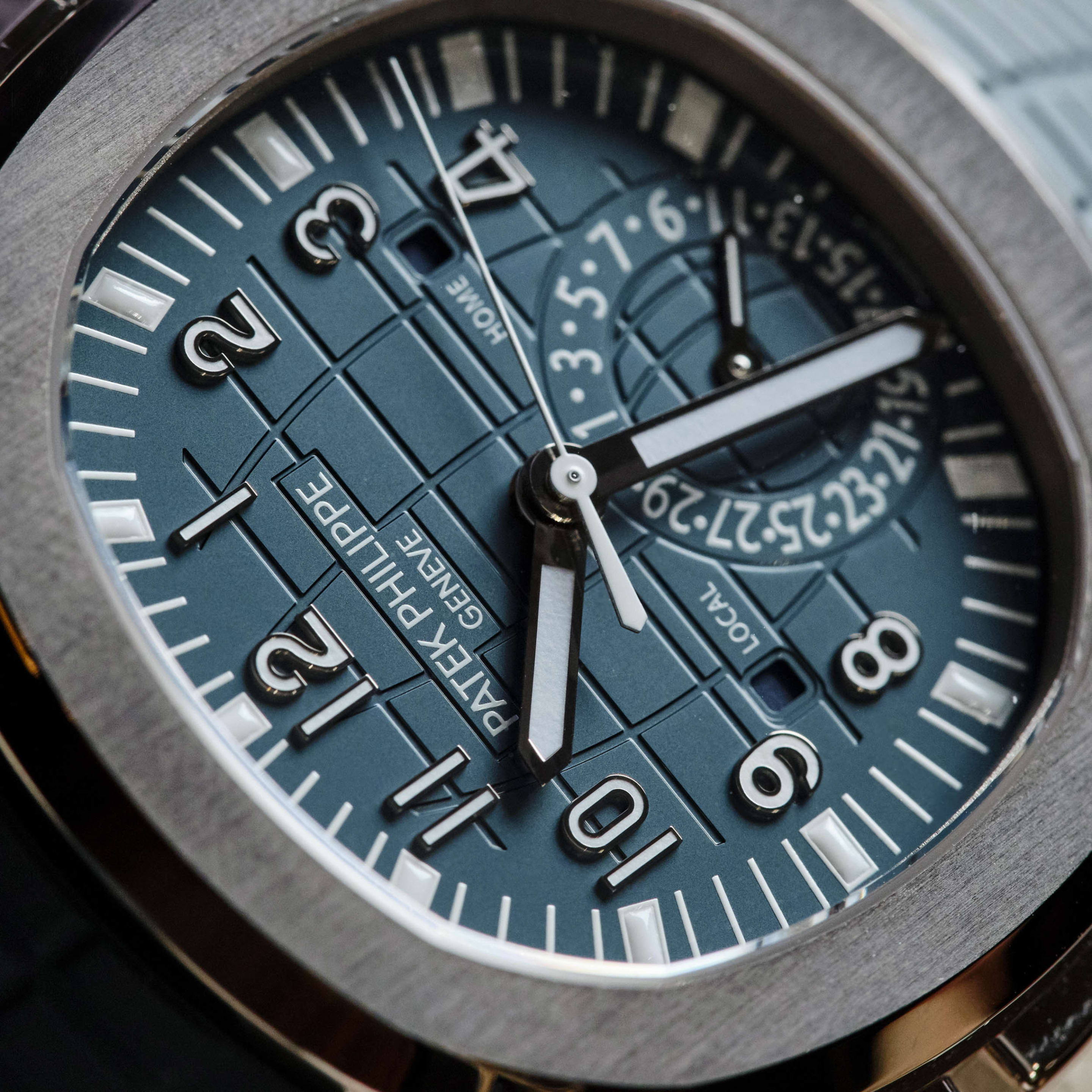 Aquanaut Travel Time White Gold Blue Dial 40mm Product Image