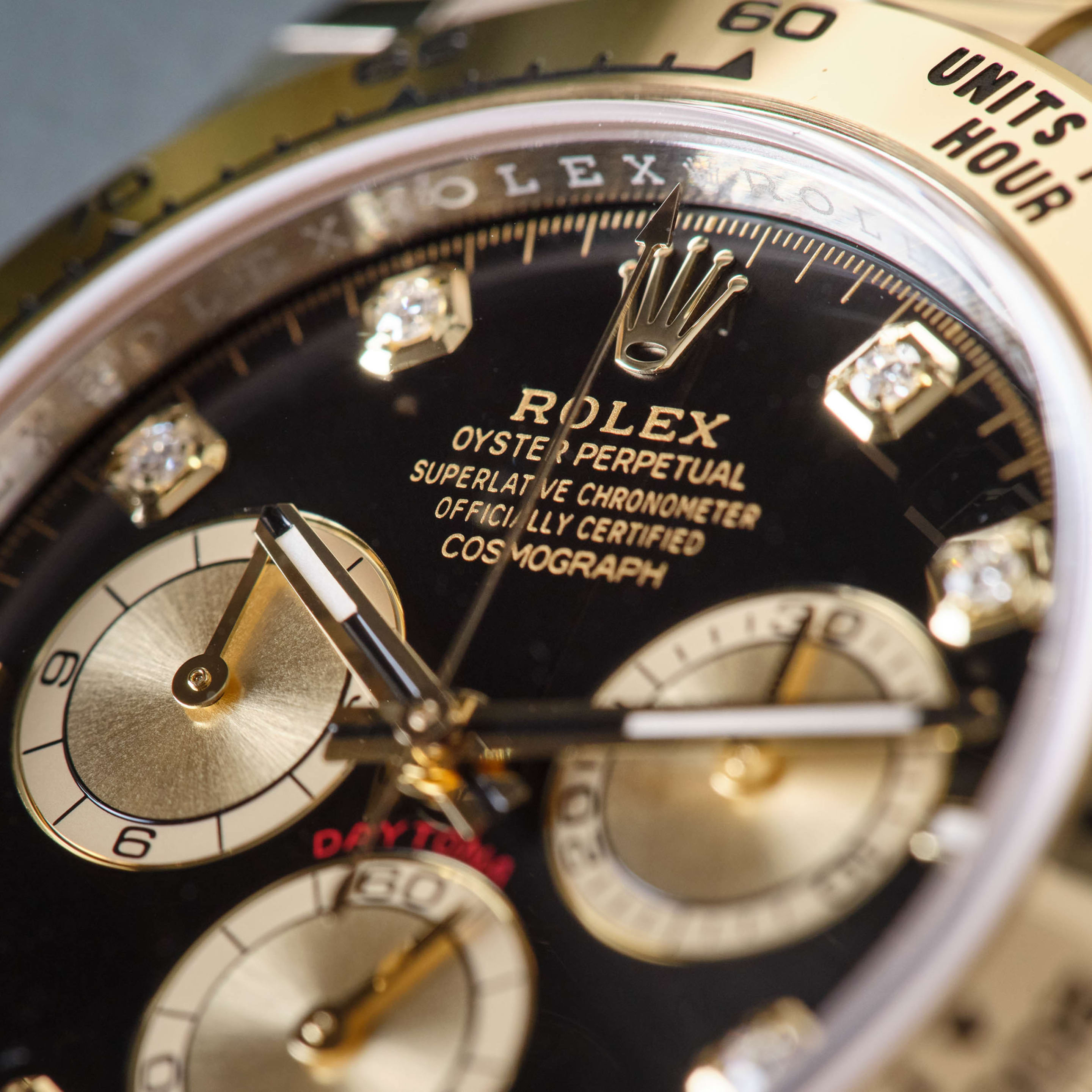 Daytona Yellow Gold & Steel Black Dial 40mm Product Image