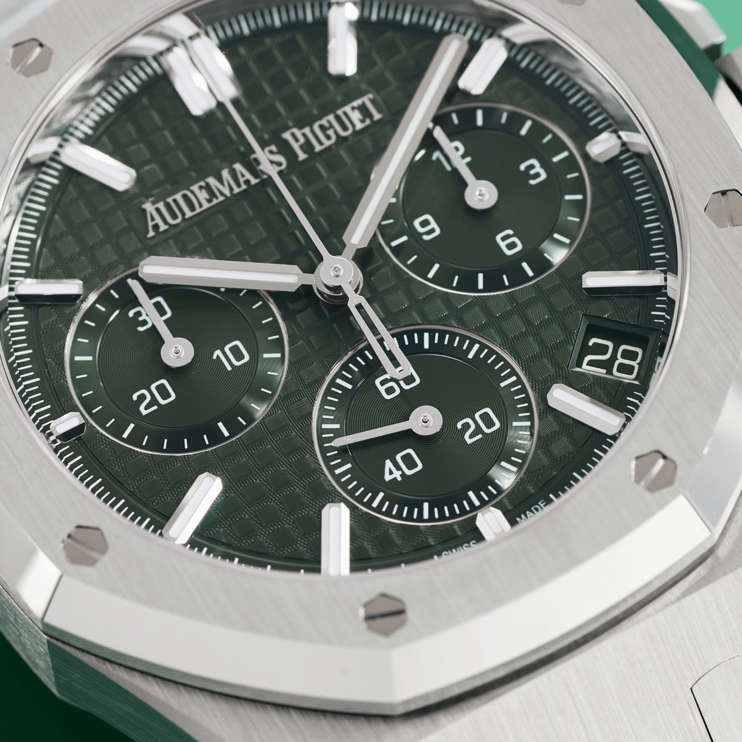 Royal Oak Chronograph Steel Green Dial 41mm Product Image