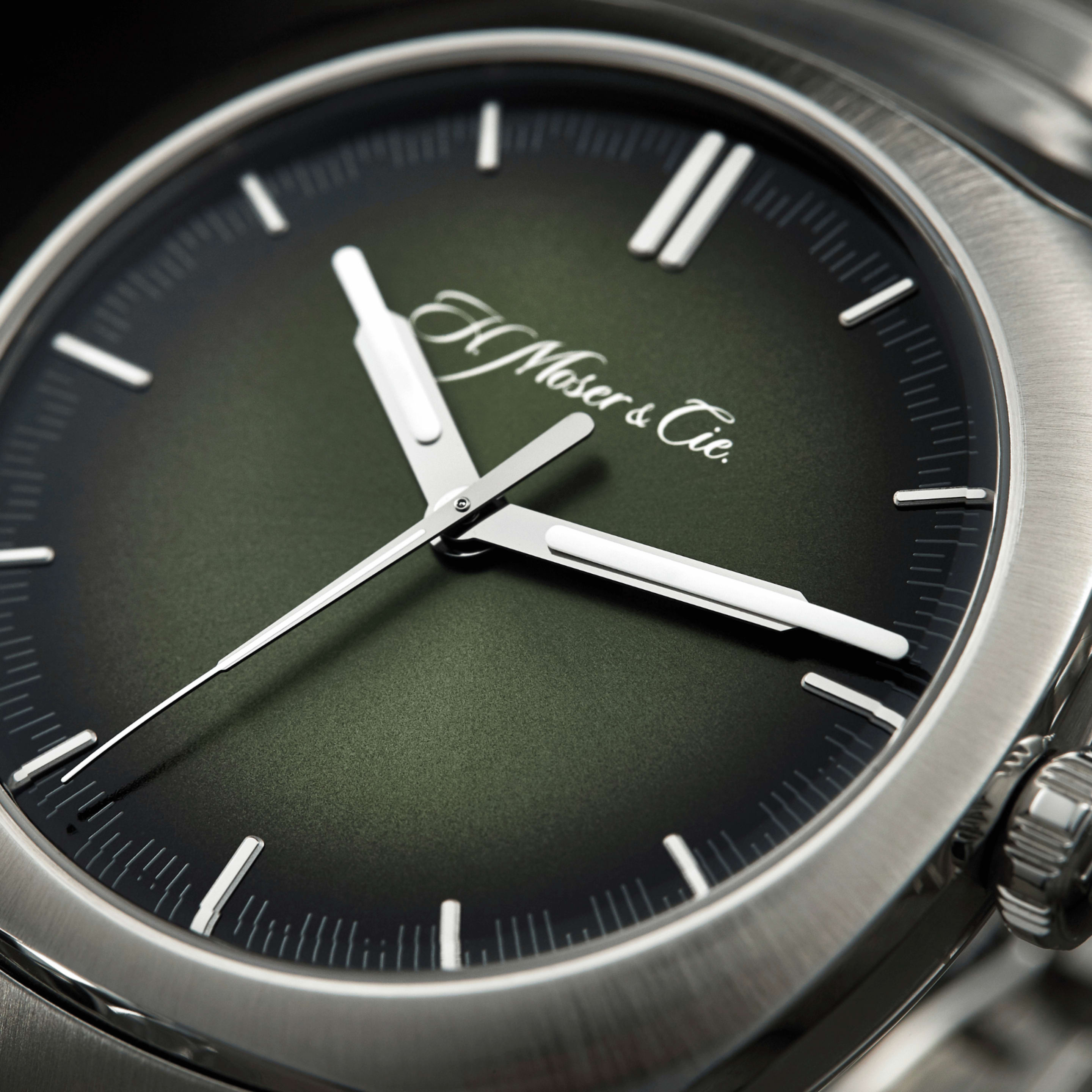 Streamliner Centre Seconds Steel Green Matrix 40mm Product Image