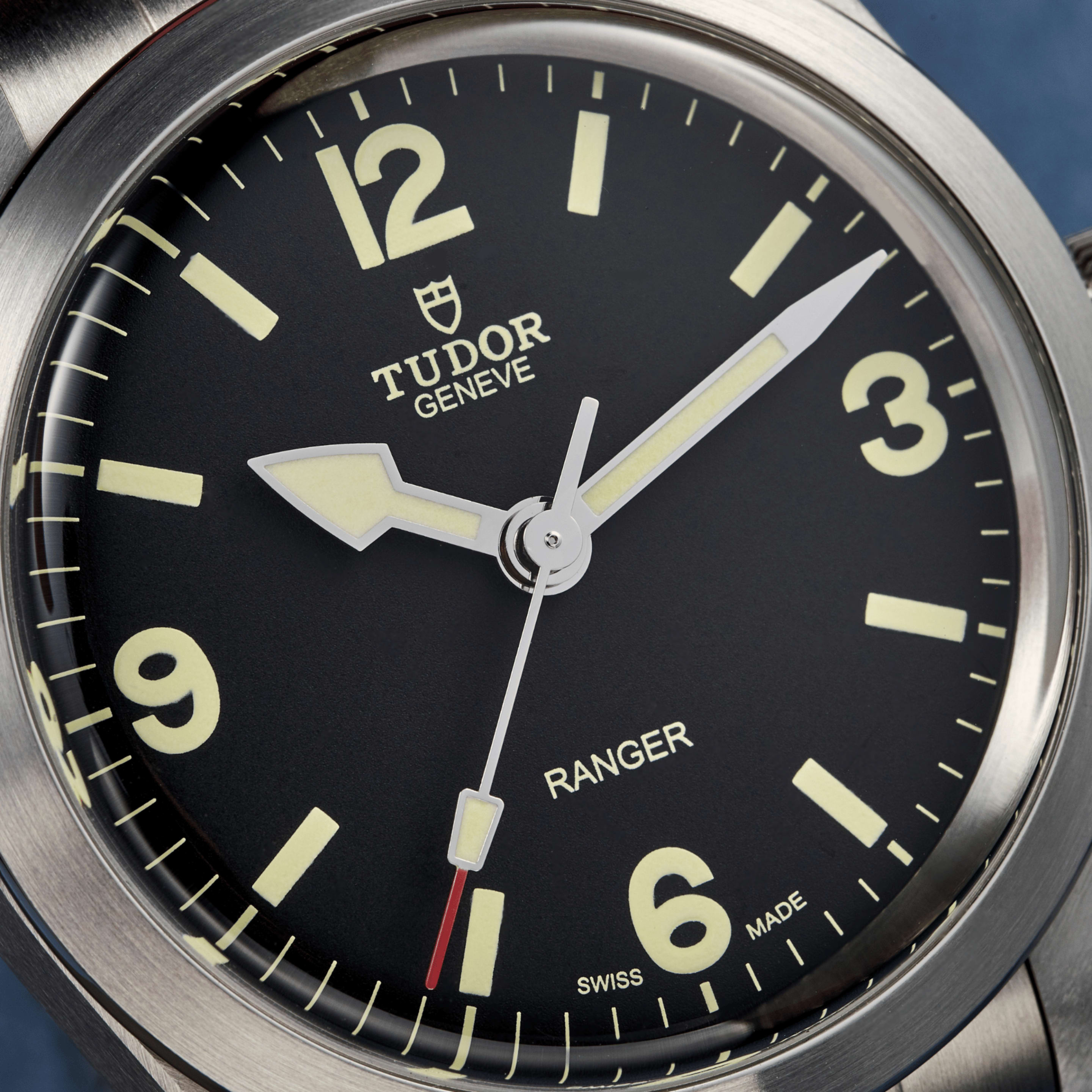Ranger Steel Black Dial 39mm Product Image