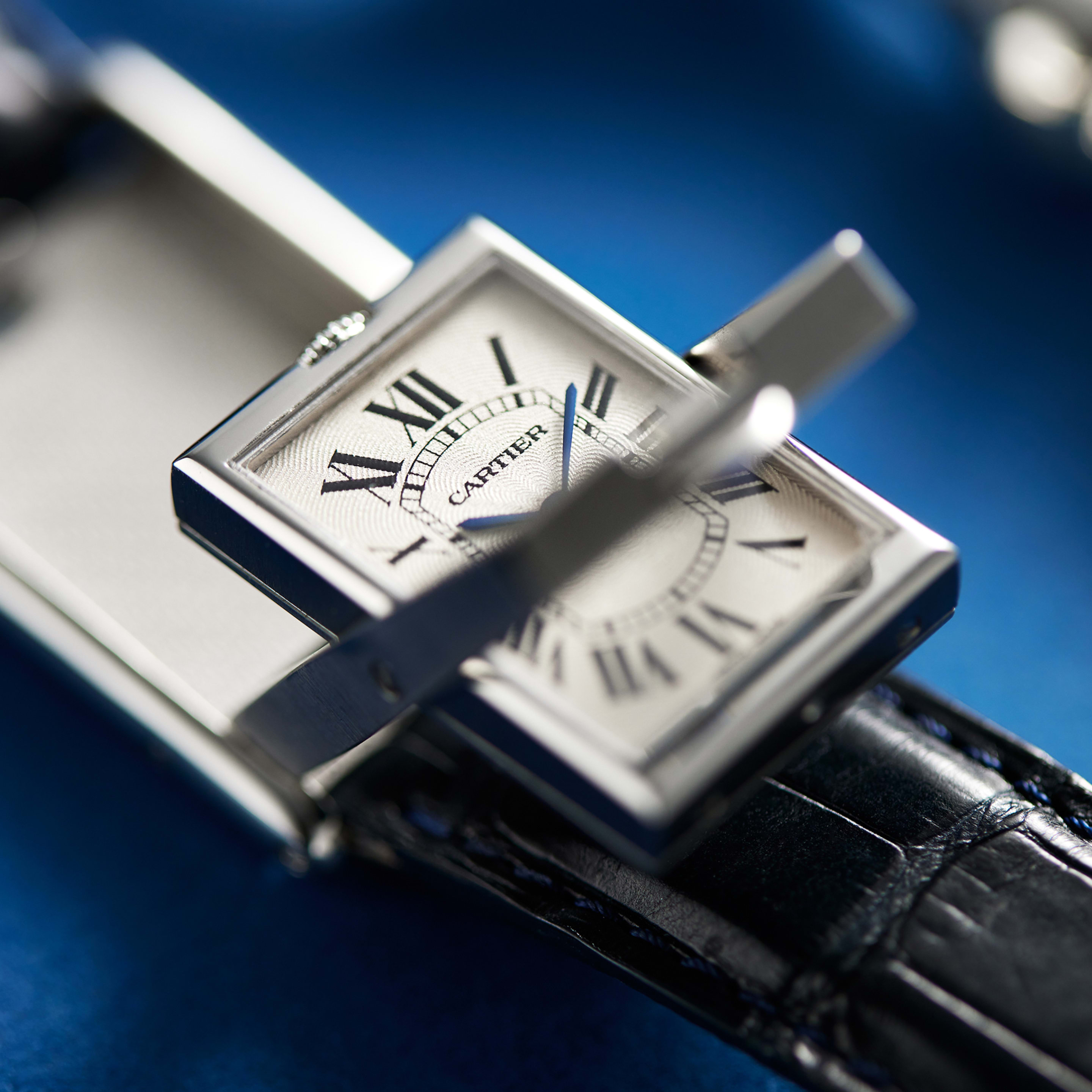 Tank Basculante Steel White Dial 26mm Product Image