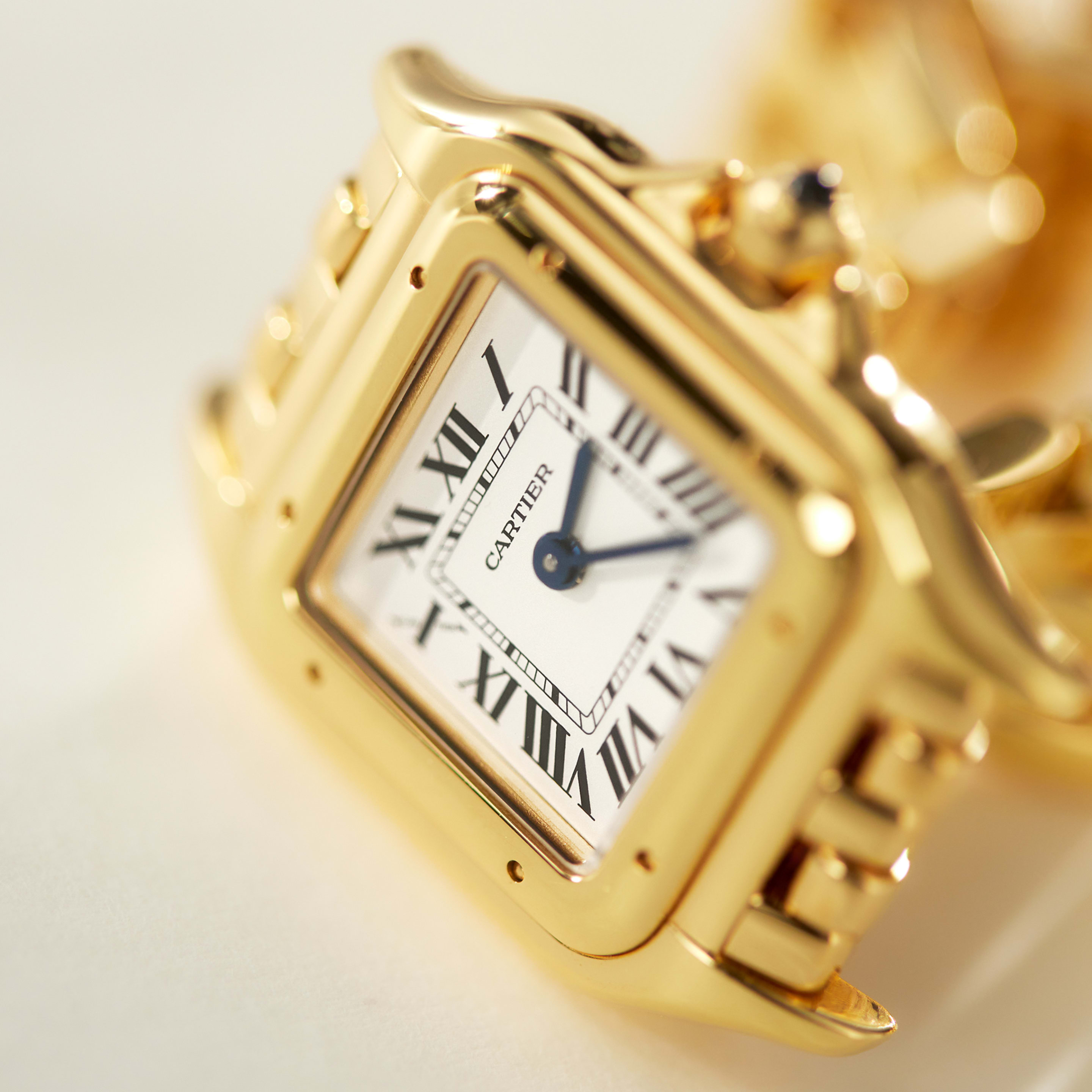 Panthère de Cartier Yellow Gold White Dial 23mm Product Image