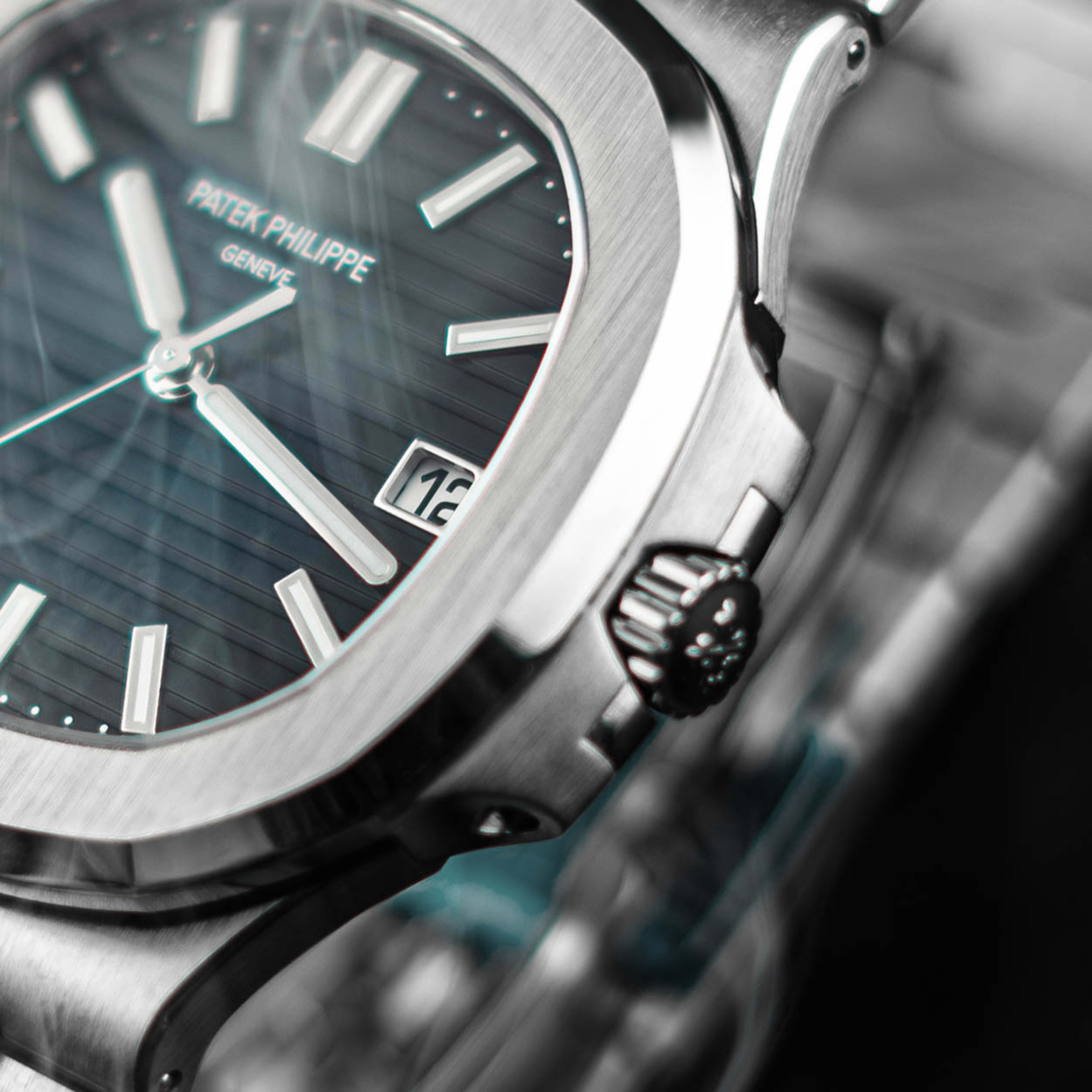 Nautilus White Gold Blue Dial 41mm Product Image