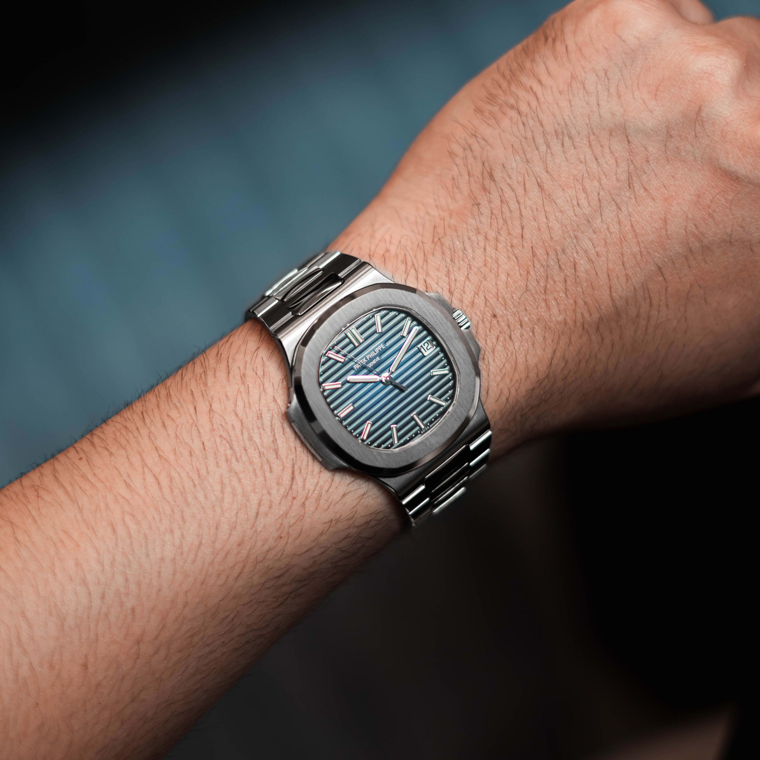 Nautilus White Gold Blue Dial 41mm Product Image