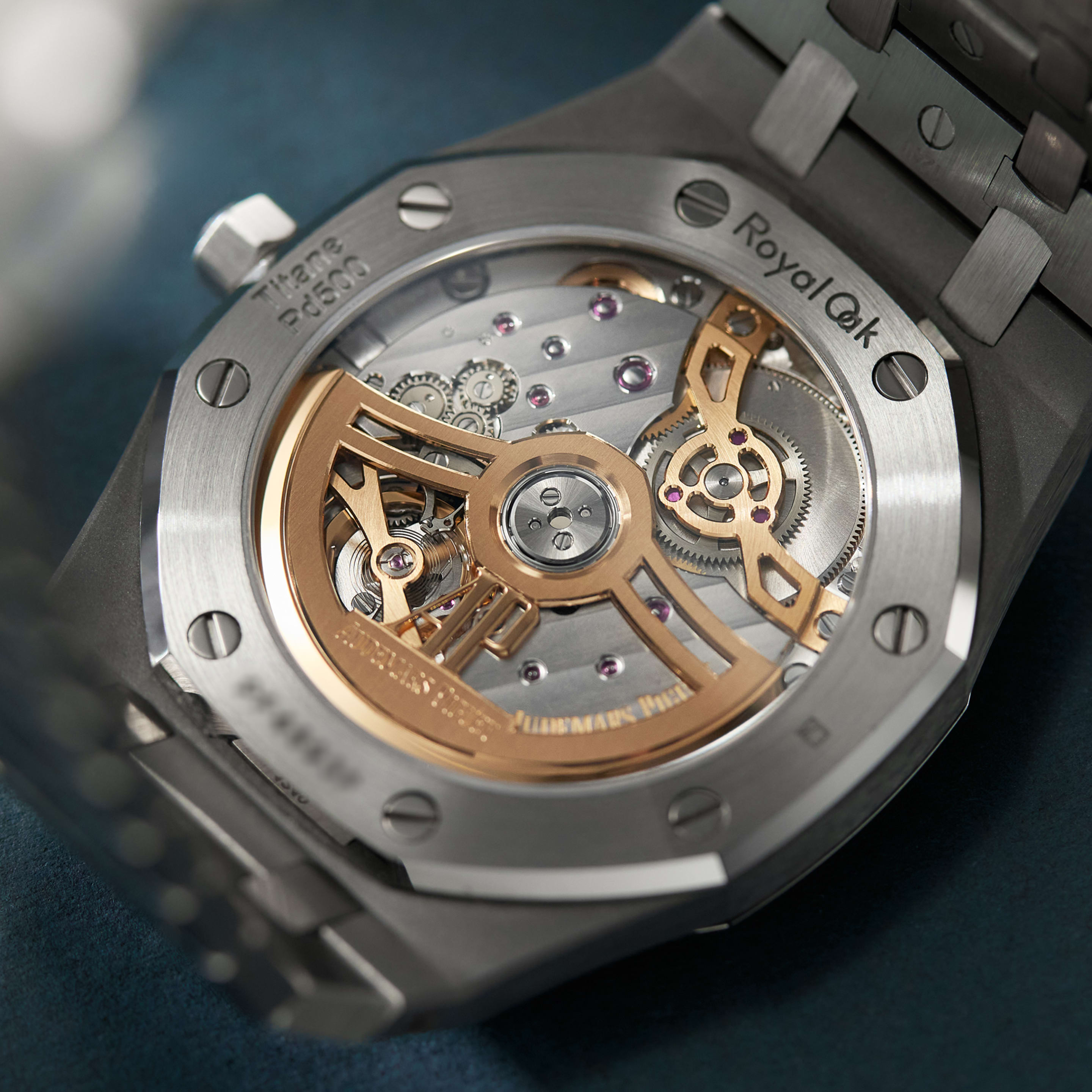 Royal Oak "Jumbo" Extra-Thin Titanium Red Dial 39mm Product Image