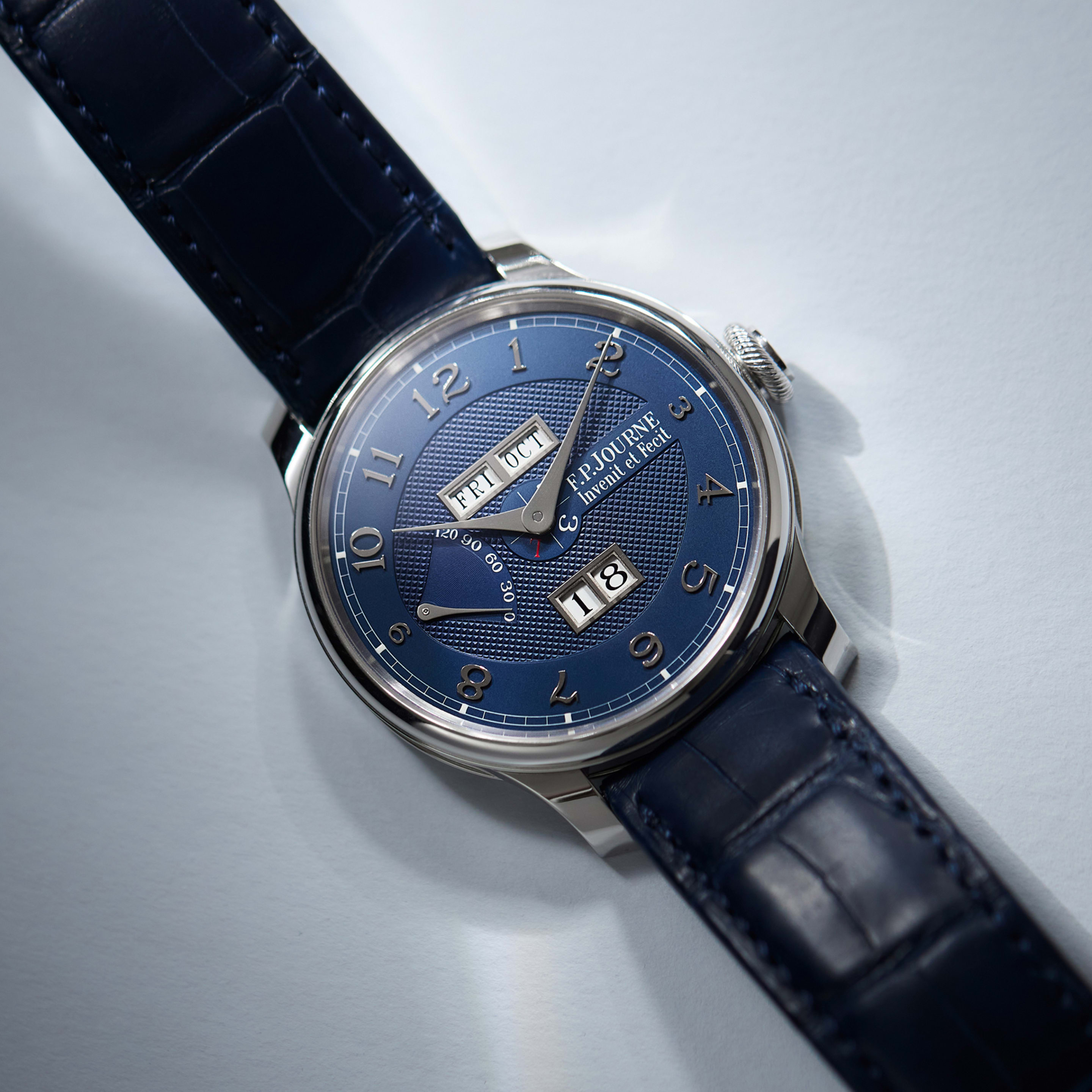 Quantième Perpétuel Platinum Blue Dial 40mm Product Image