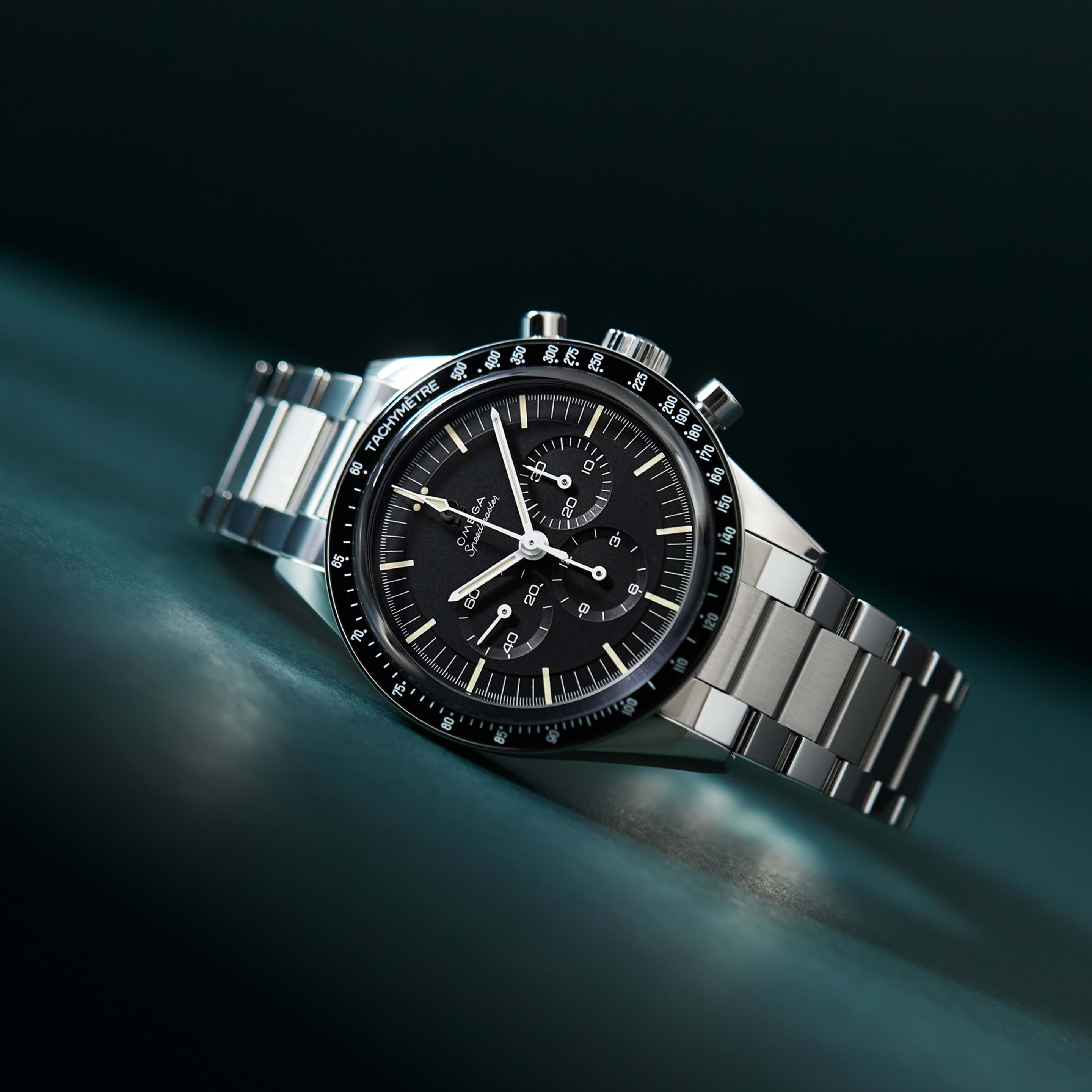 Speedmaster Moonwatch Steel Black Dial 39mm Product Image