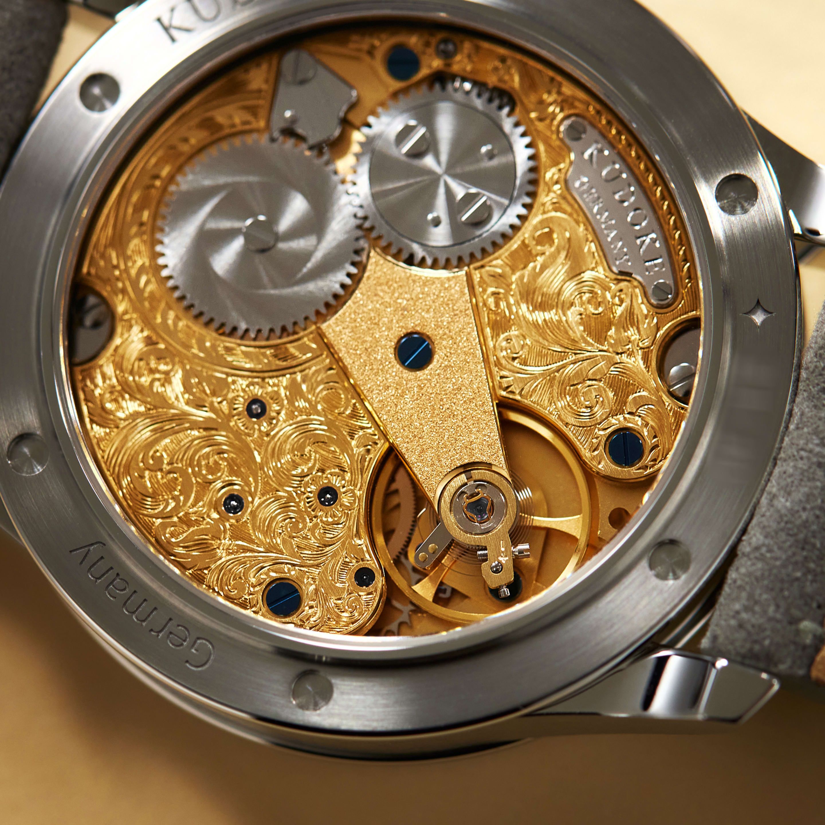 K2 British Heritage Steel Golden Beige Dial 39mm Product Image