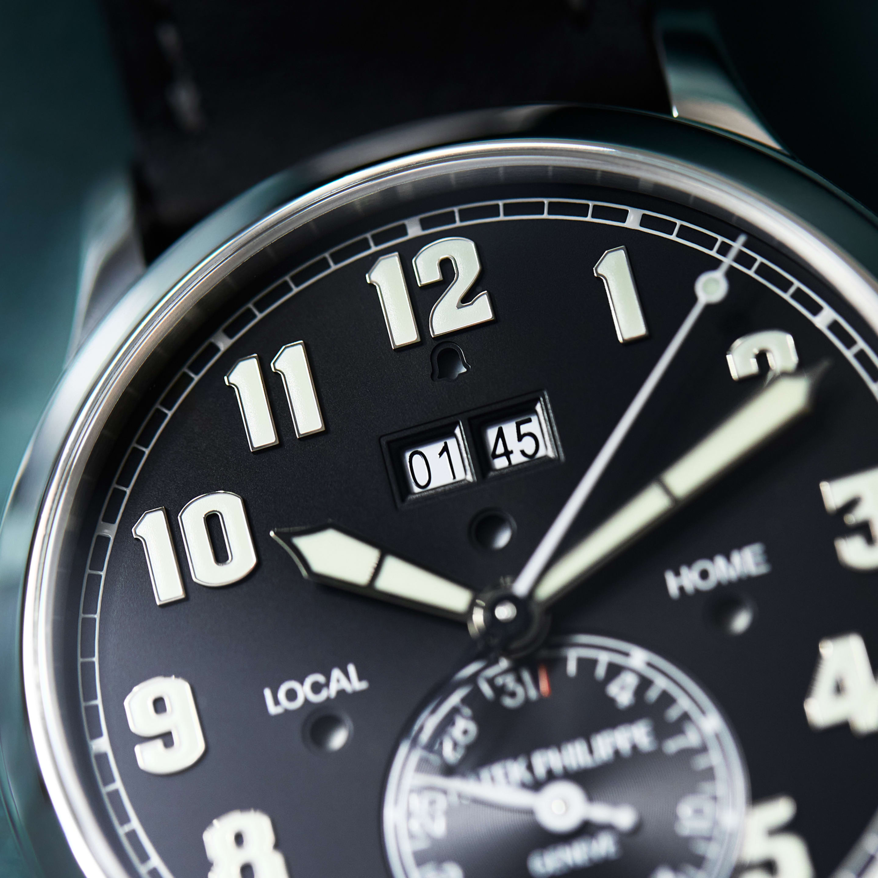 Calatrava Pilot Travel Time Alarm Platinum Black Dial 42mm Product Image