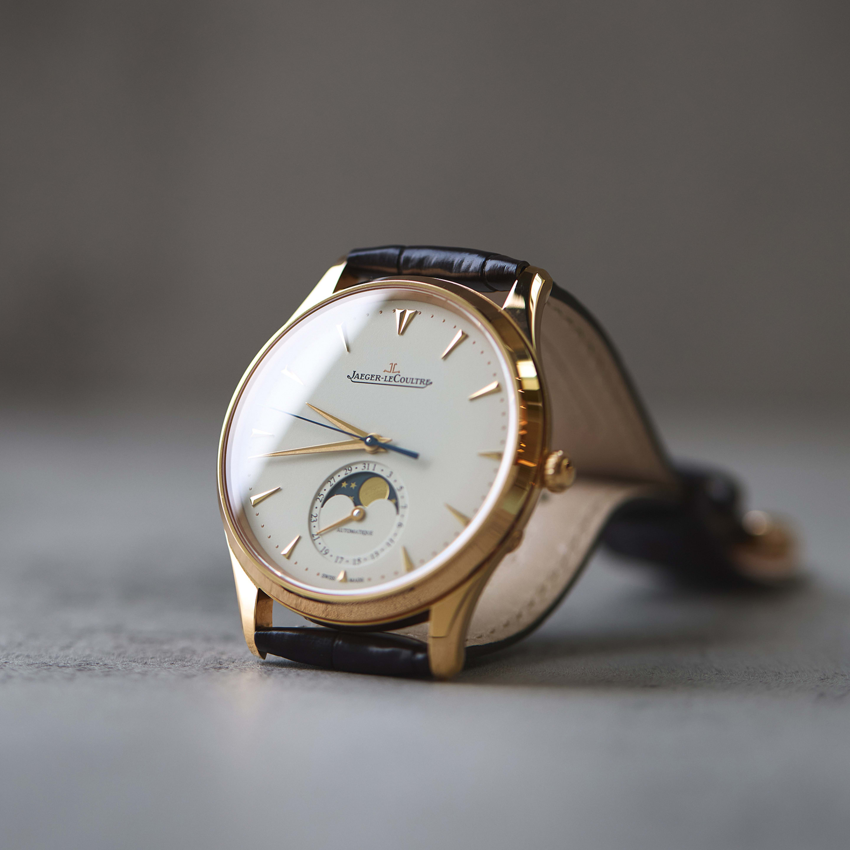 Master Ultra Thin Master Ultra Thin Moon Rose Gold White Dial 39mm Product Image