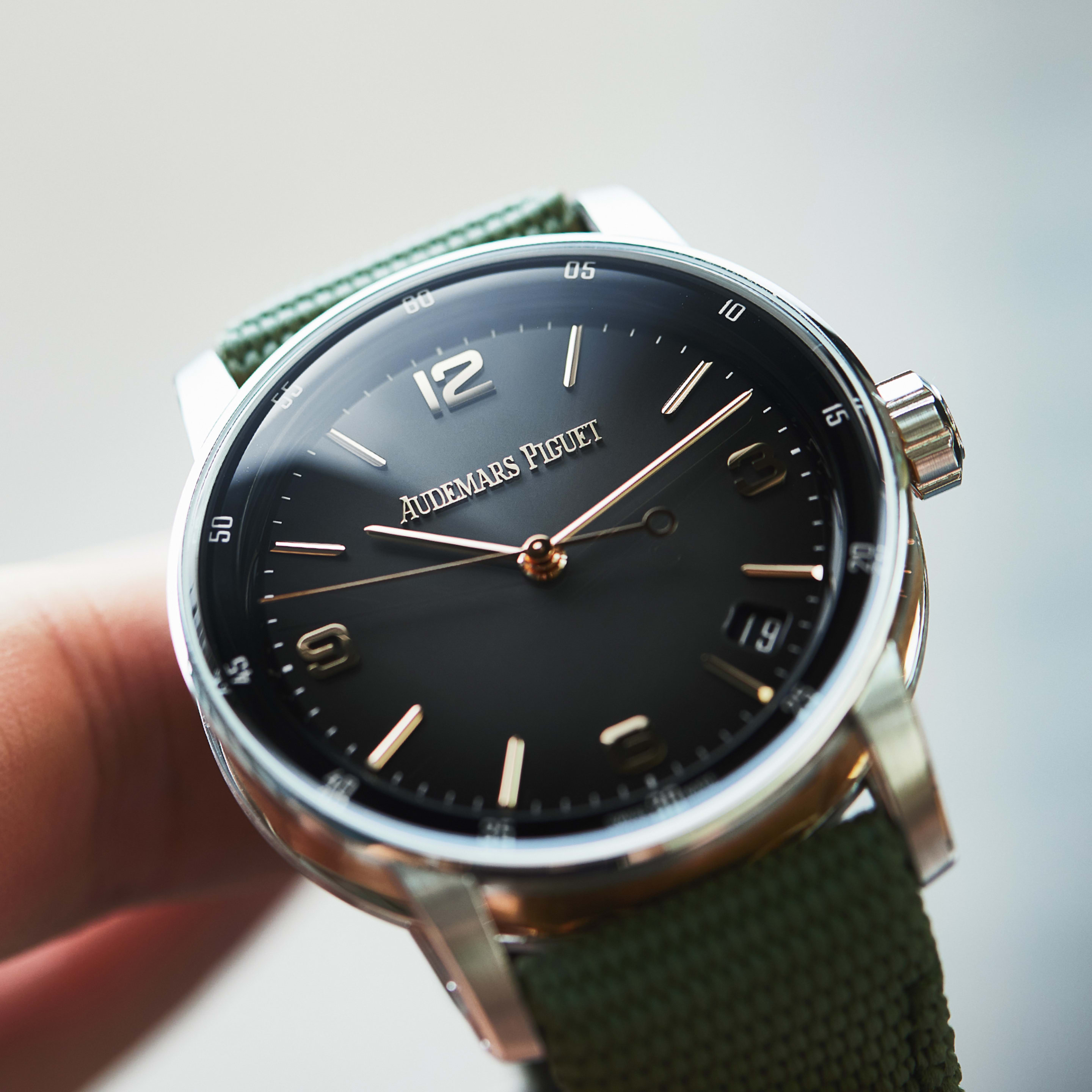 Code 11.59 White Gold Grey Dial 41mm Product Image